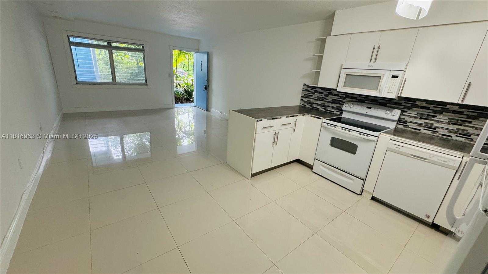 Small Image of 1120 102ND ST #7, Bay Harbor Islands Number 19