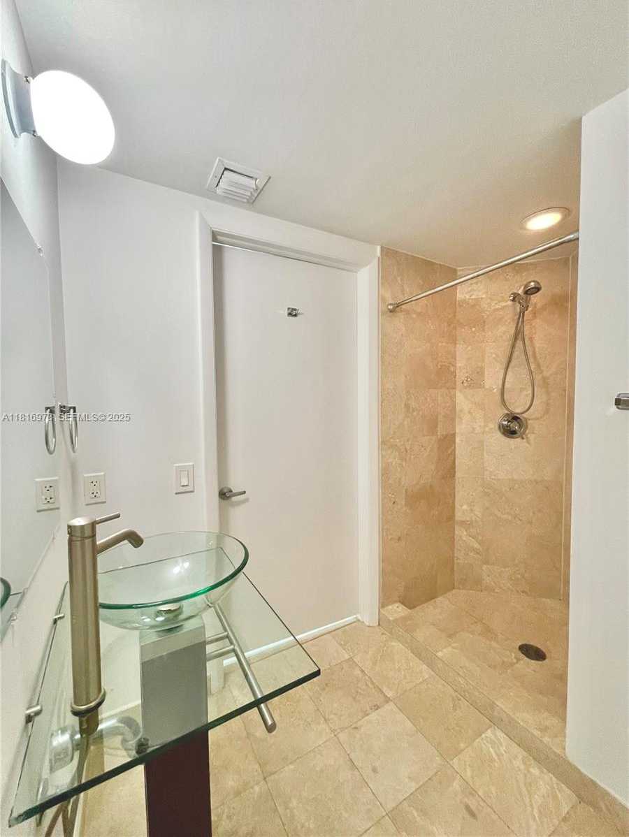 Small Image of 350 SOUTH MIAMI AVE #1103, Miami Number 22