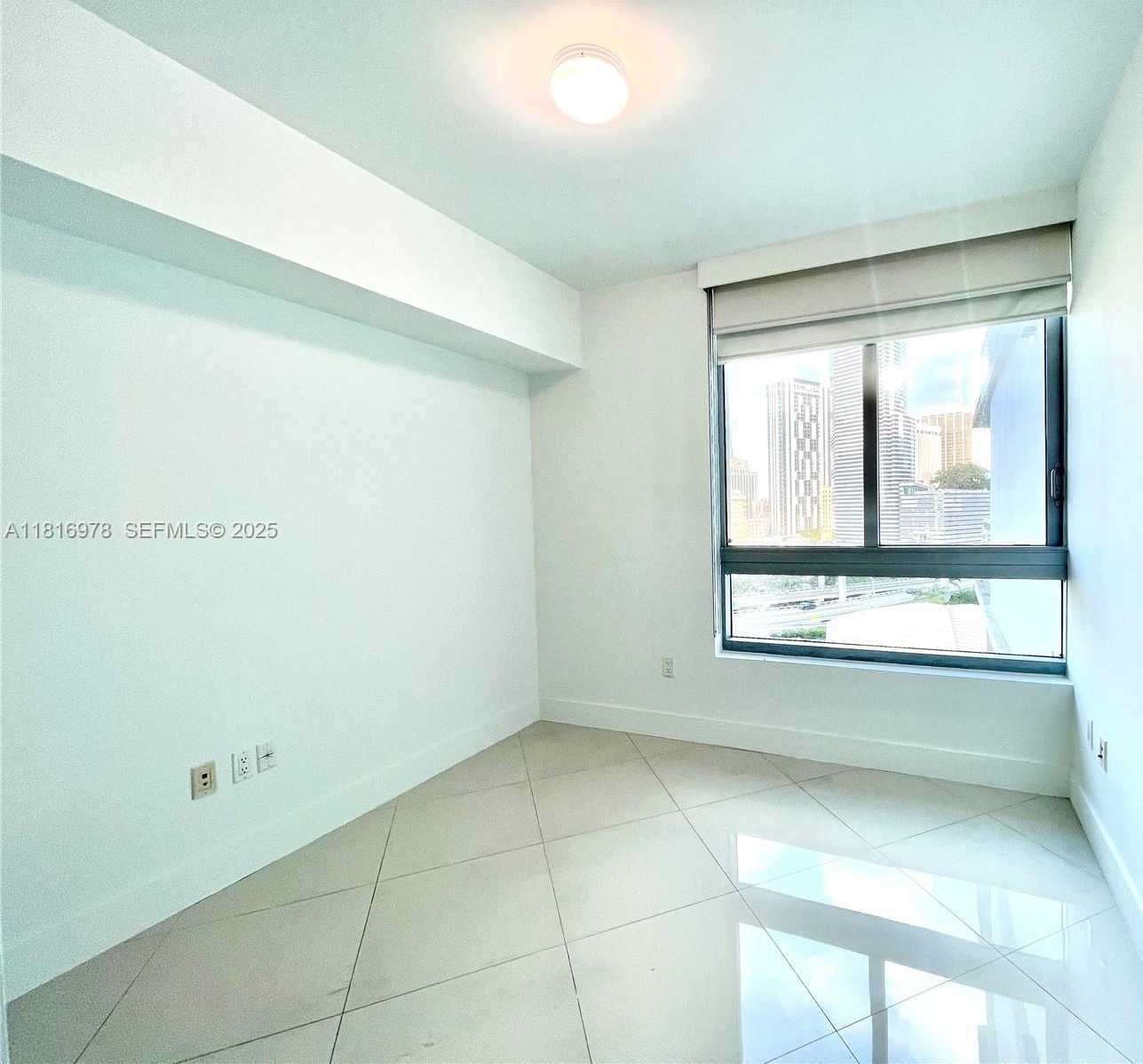 Small Image of 350 SOUTH MIAMI AVE #1103, Miami Number 24