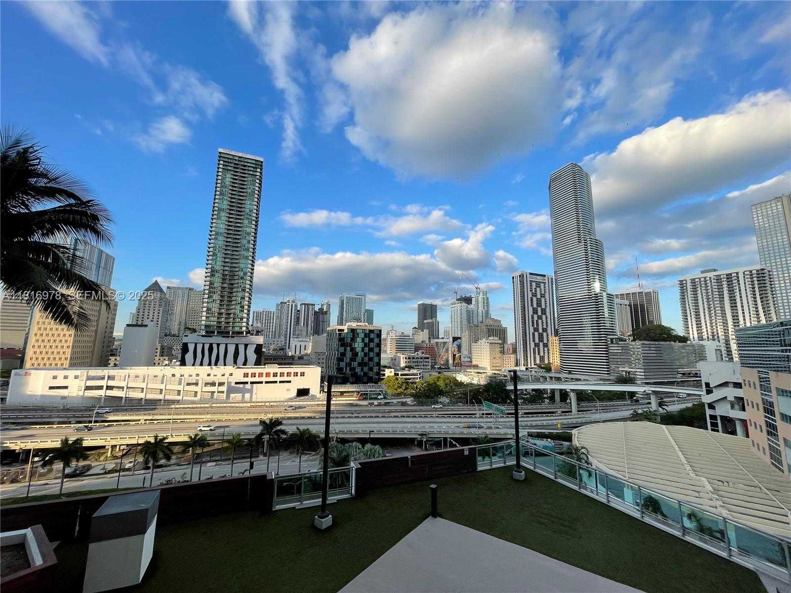 Small Image of 350 SOUTH MIAMI AVE #1103, Miami Number 32