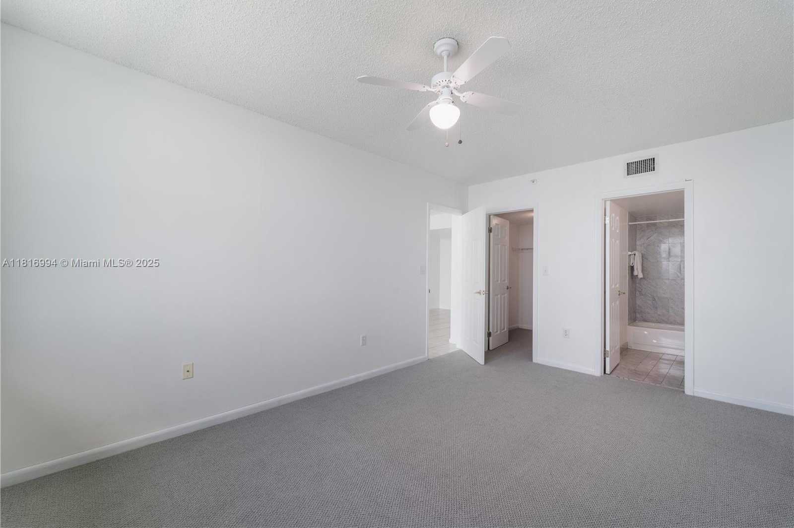 Small Image of 800 CLAUGHTON ISLAND DR #1103, Miami Number 14
