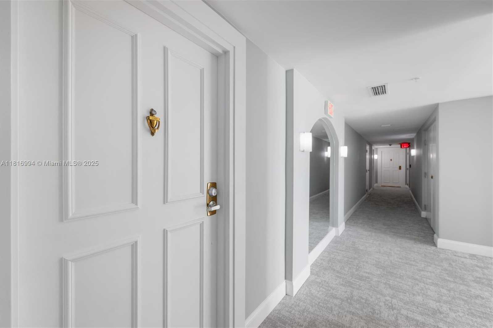 Small Image of 800 CLAUGHTON ISLAND DR #1103, Miami Number 21