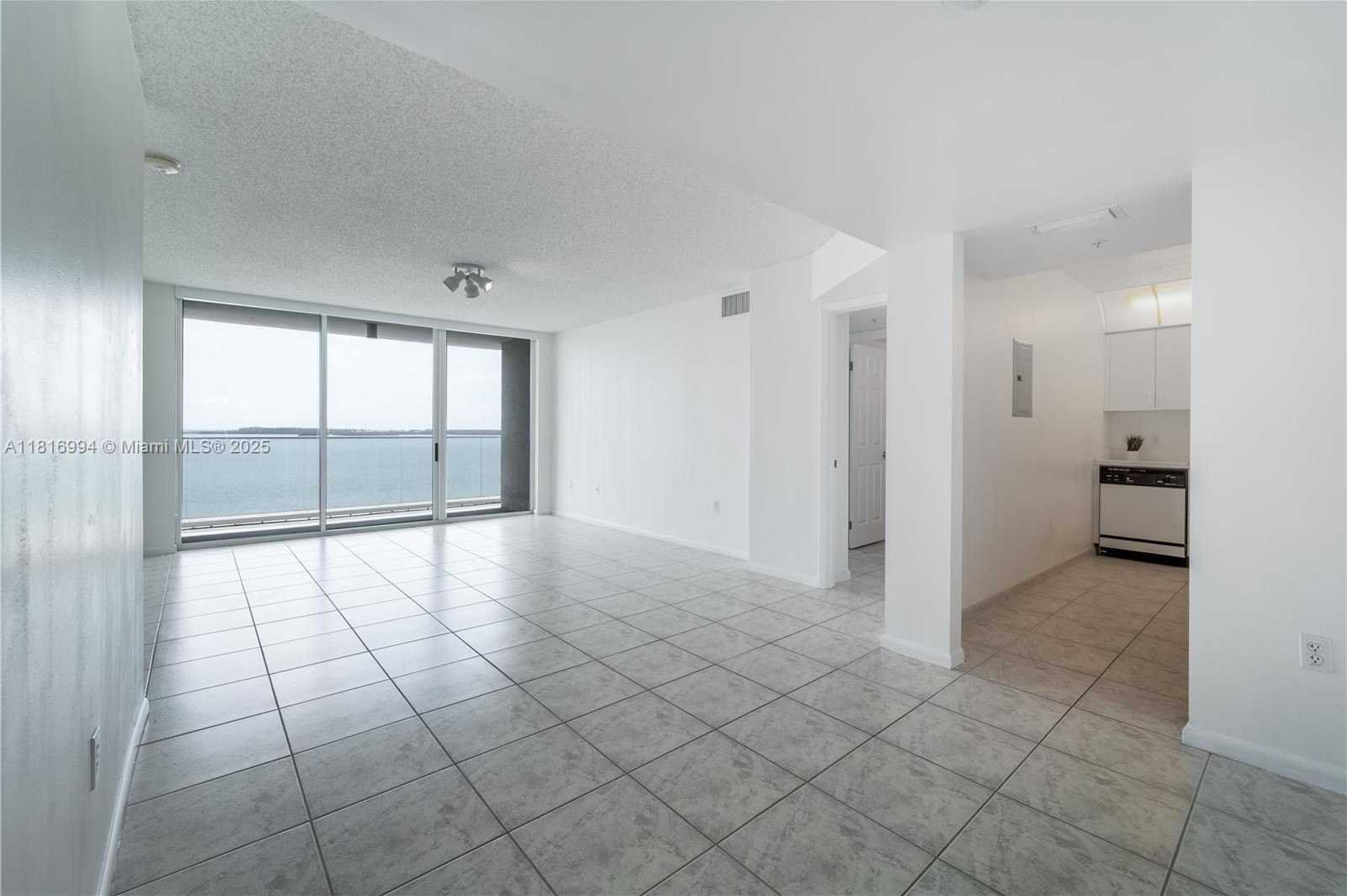 Small Image of 800 CLAUGHTON ISLAND DR #1103, Miami Number 26
