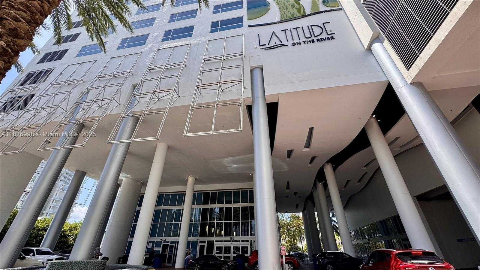 Small Image of 185 SOUTH WEST 7TH ST #3908, Miami Number 10