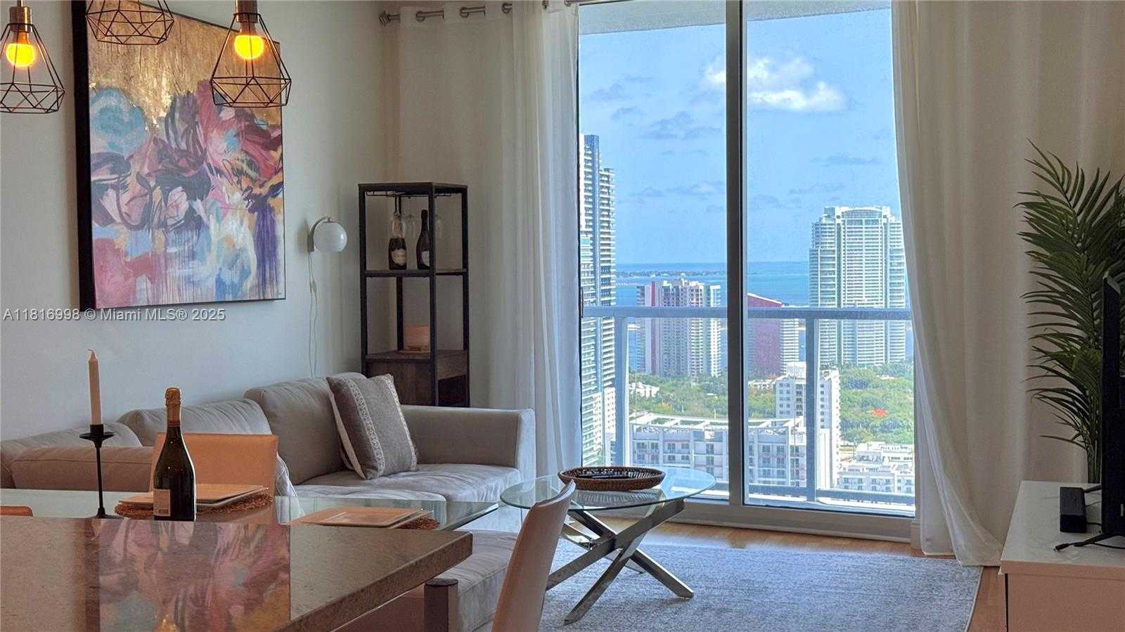 Small Image of 185 SOUTH WEST 7TH ST #3908, Miami Number 3