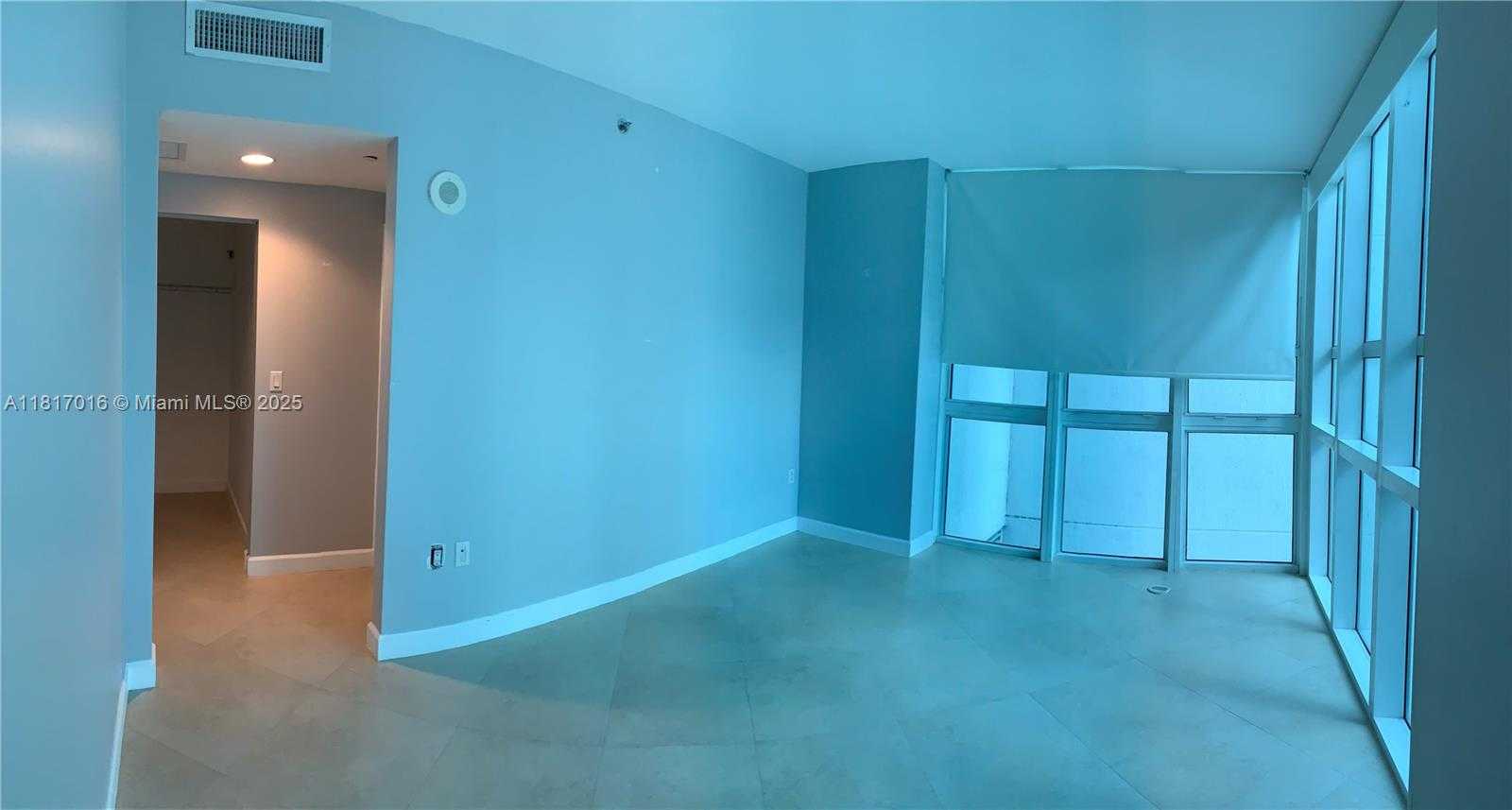 Small Image of 951 BRICKELL AVE #310, Miami Number 10