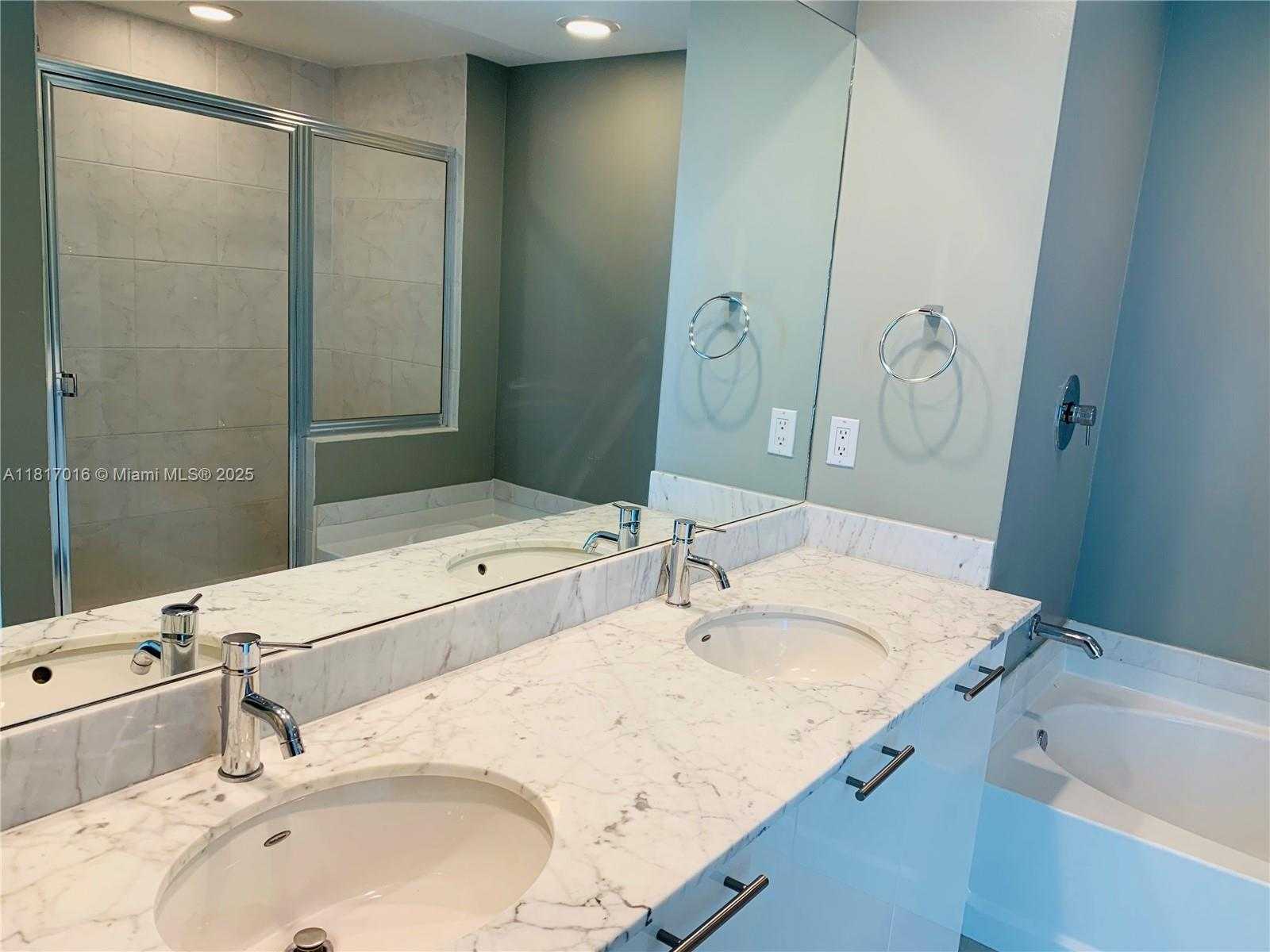 Small Image of 951 BRICKELL AVE #310, Miami Number 11