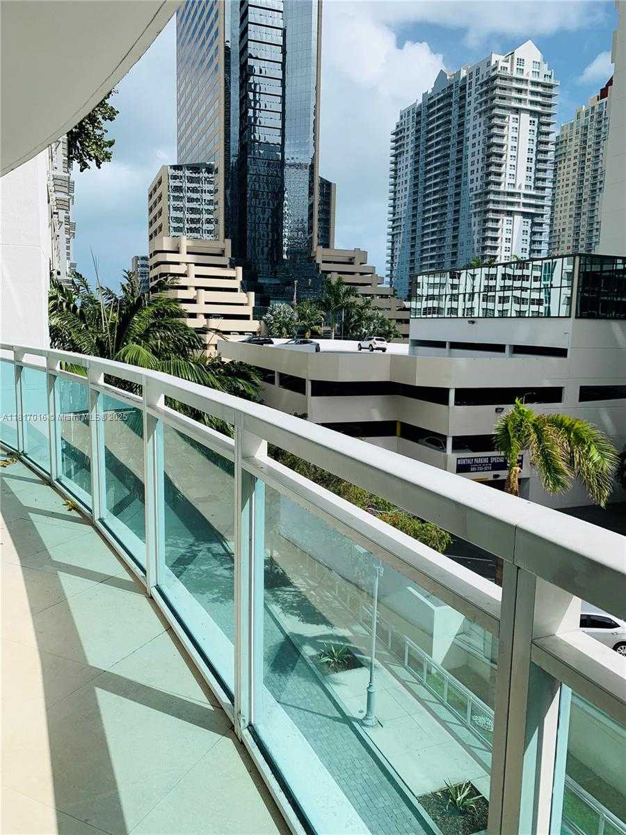 Small Image of 951 BRICKELL AVE #310, Miami Number 3