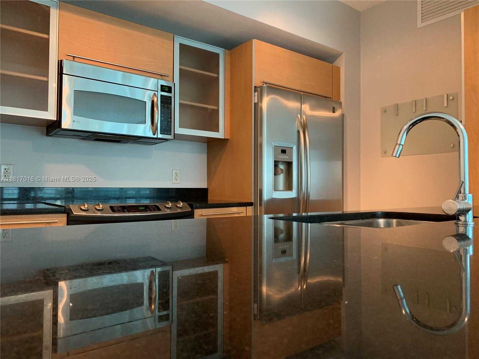 Small Image of 951 BRICKELL AVE #310, Miami Number 5