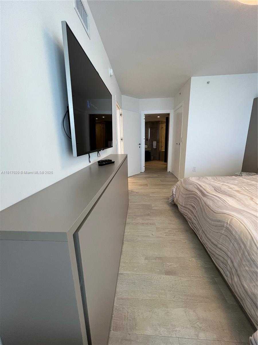 Small Image of 6301 COLLINS AVE #3001, Miami Beach Number 18