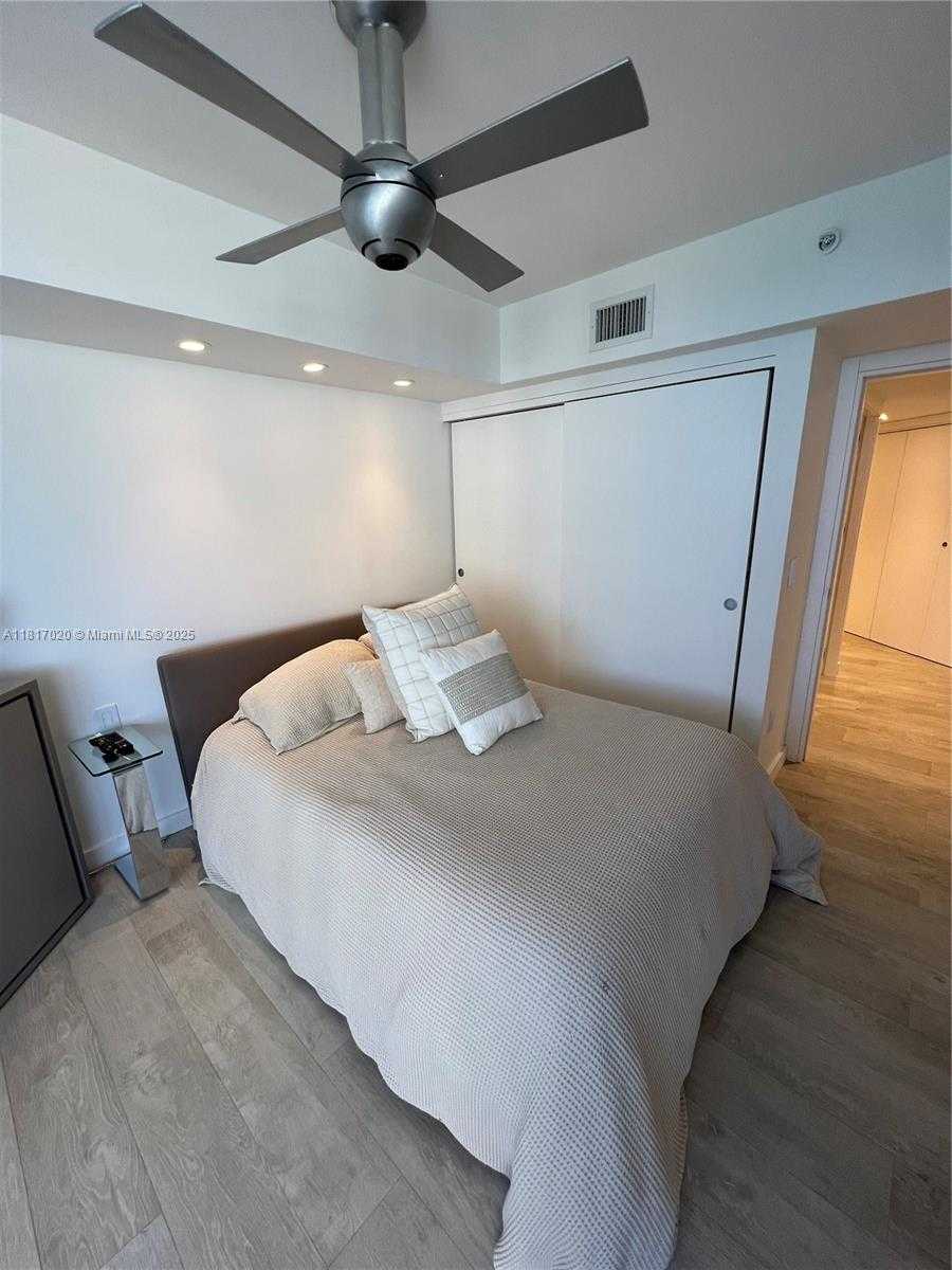 Small Image of 6301 COLLINS AVE #3001, Miami Beach Number 28