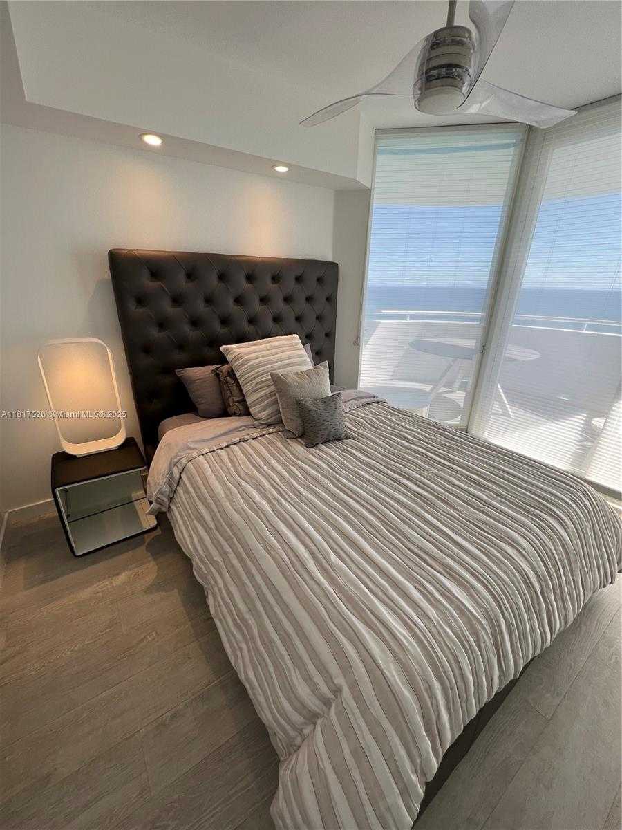 Small Image of 6301 COLLINS AVE #3001, Miami Beach Number 45
