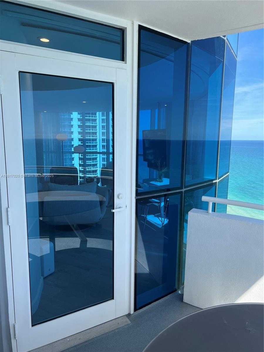 Small Image of 6301 COLLINS AVE #3001, Miami Beach Number 67