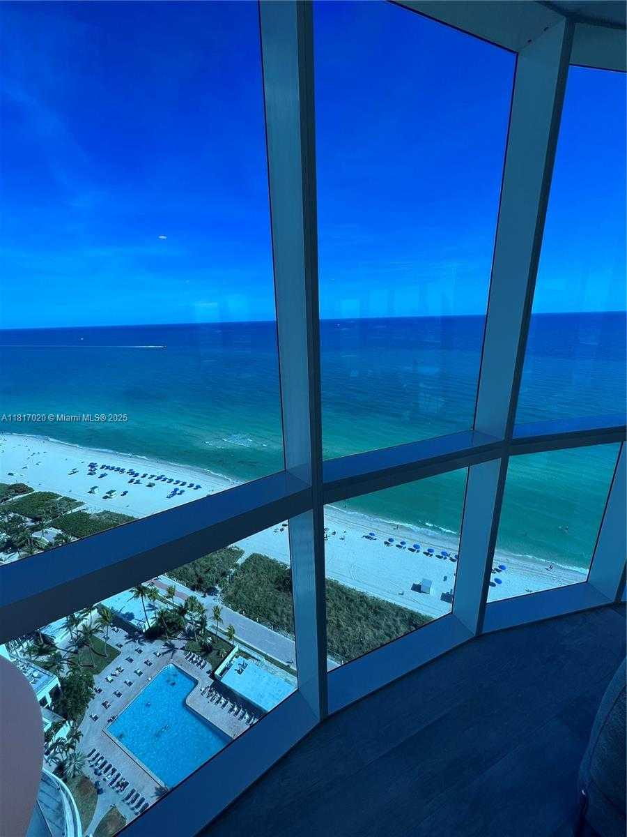 Small Image of 6301 COLLINS AVE #3001, Miami Beach Number 75