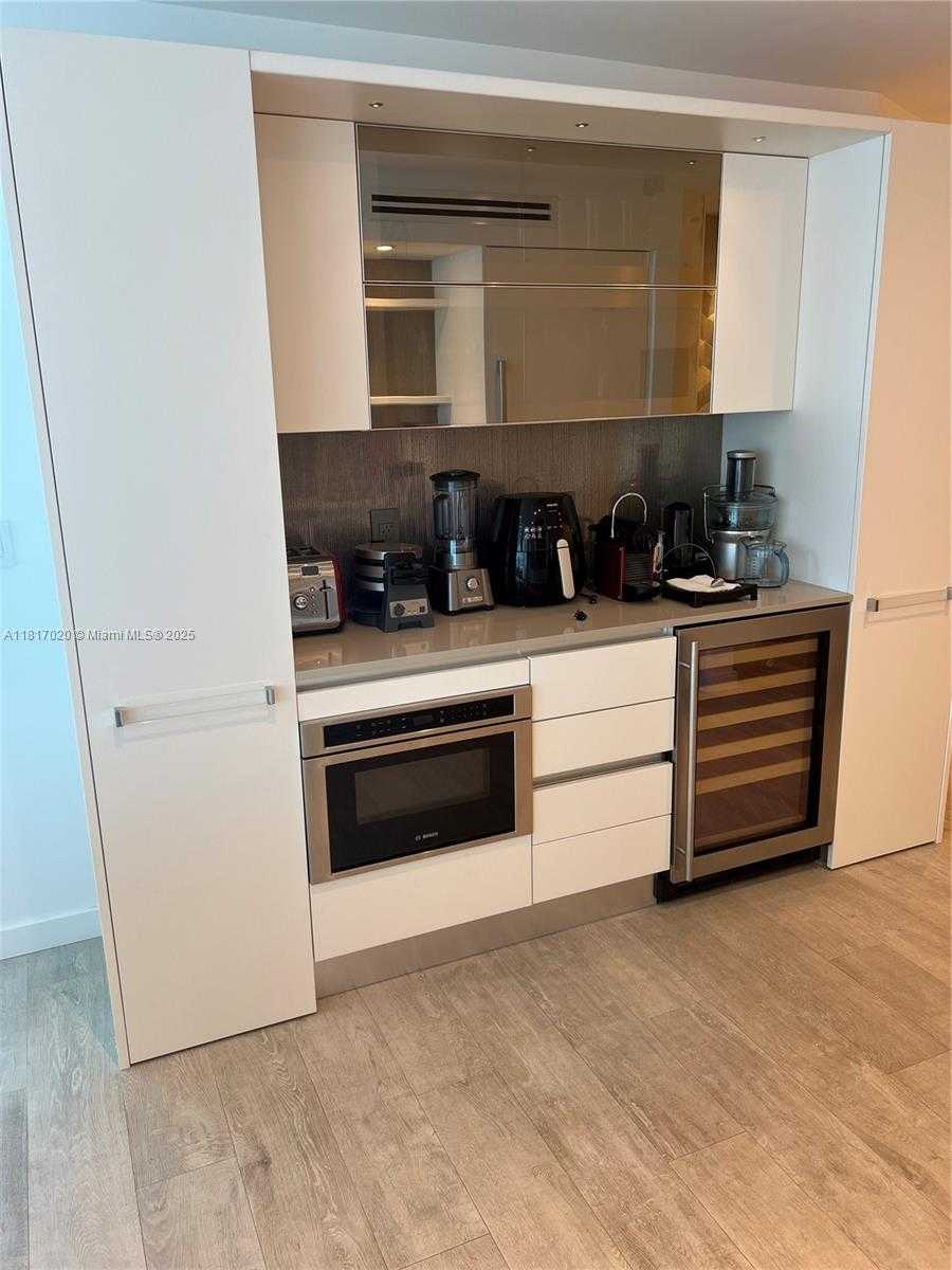 Small Image of 6301 COLLINS AVE #3001, Miami Beach Number 81