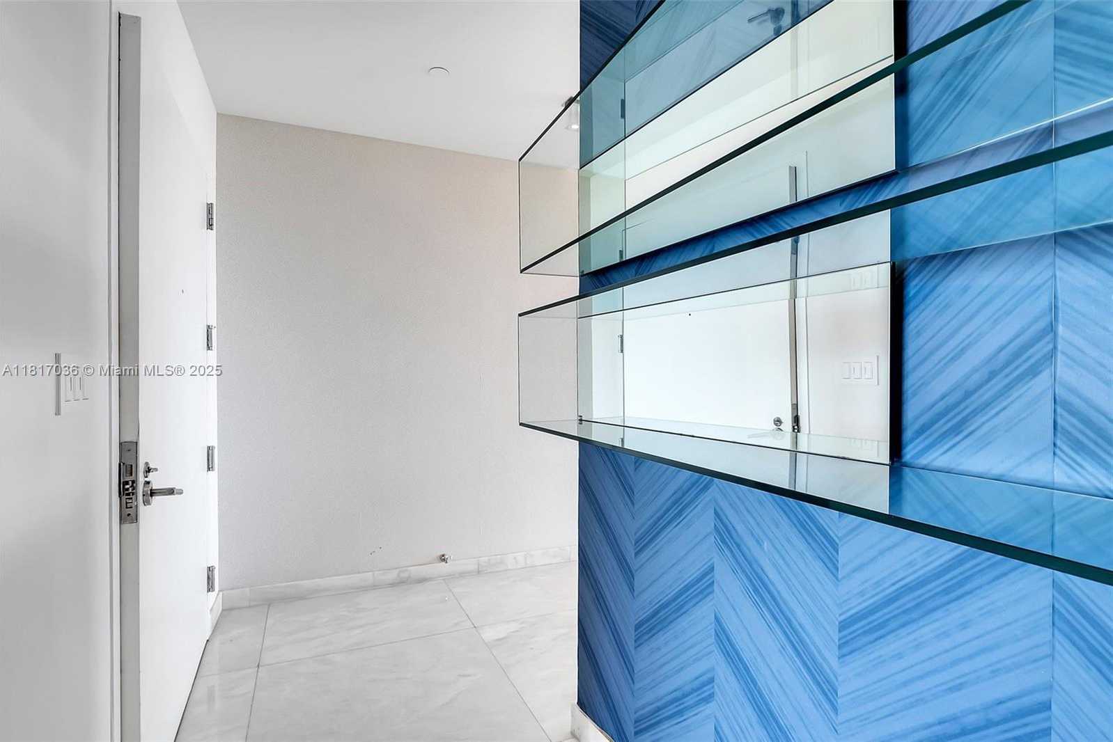 Small Image of 2020 NORTH BAYSHORE DR #1006, Miami Number 17