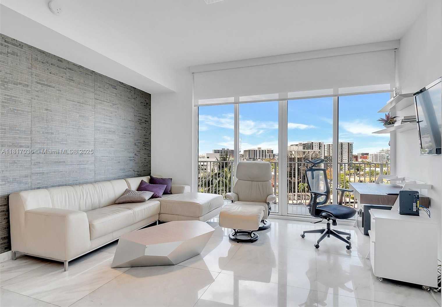 Small Image of 2020 NORTH BAYSHORE DR #1006, Miami Number 24