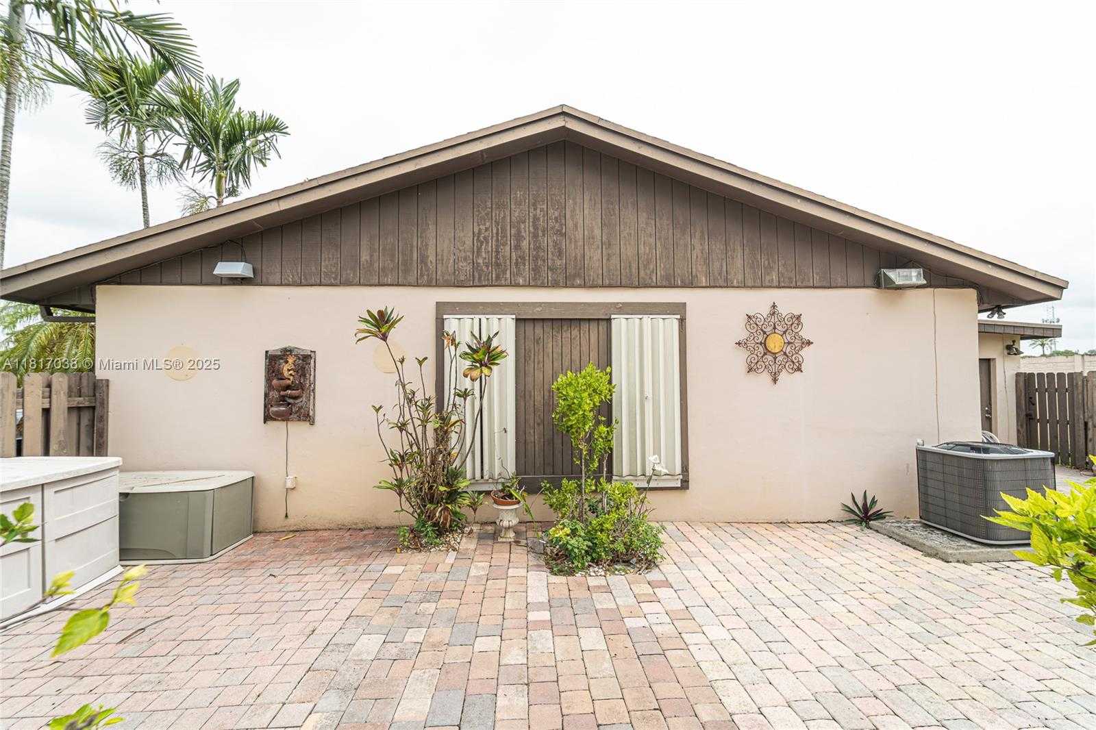 Small Image of 12023 SOUTH WEST 110TH ST CIR E, Miami Number 15