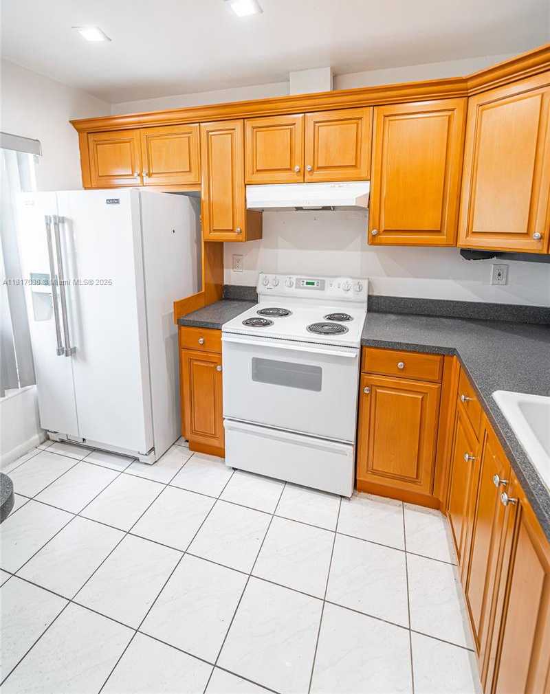 Small Image of 12023 SOUTH WEST 110TH ST CIR E, Miami Number 52