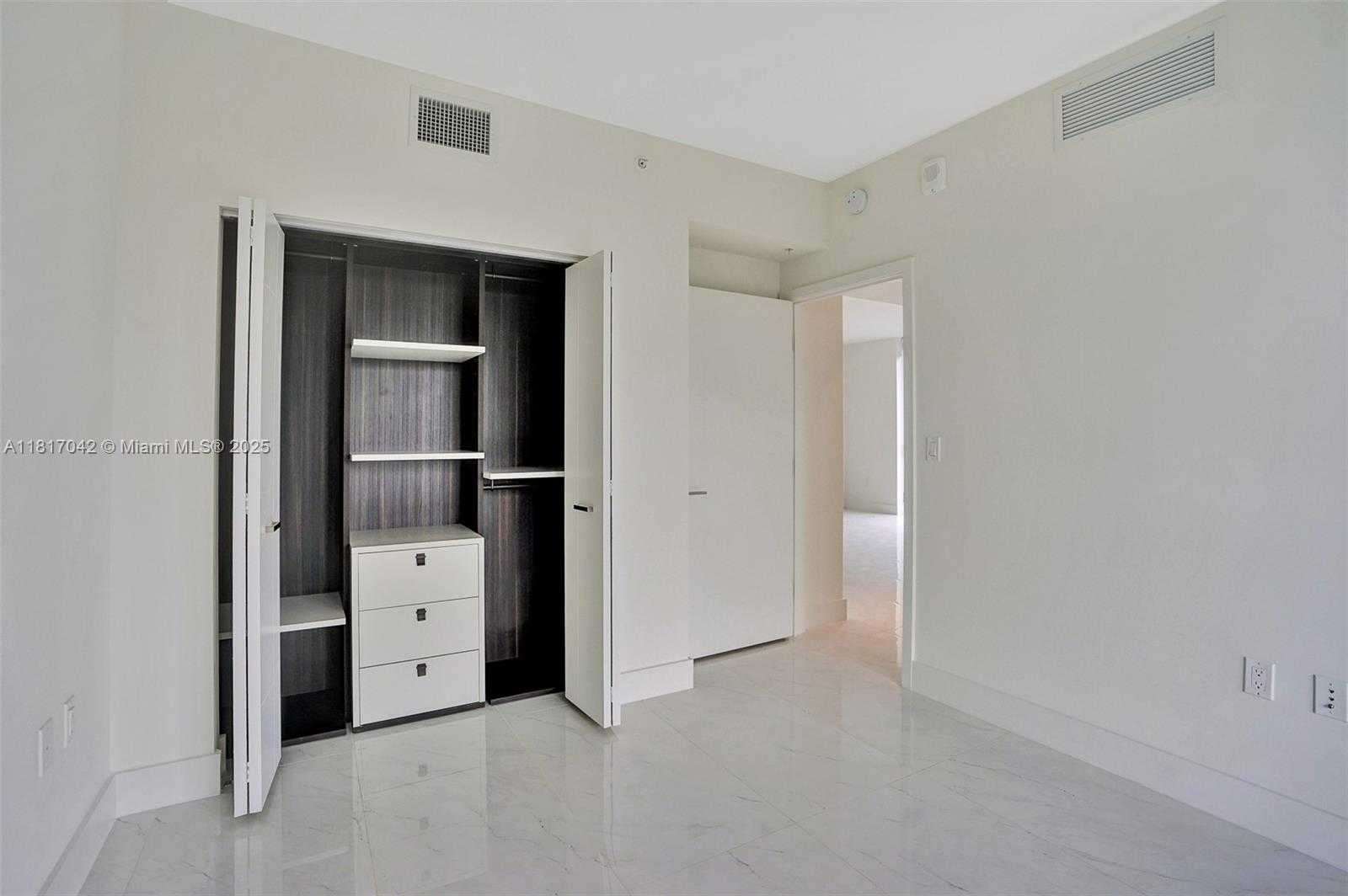 Small Image of 301 ALTARA AVE #835, Coral Gables Number 18