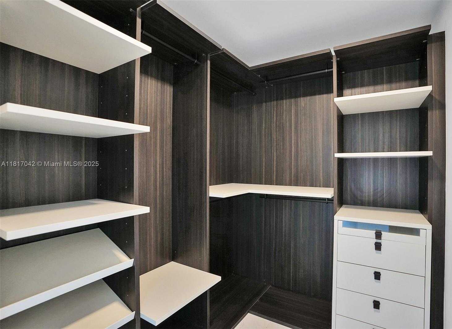 Small Image of 301 ALTARA AVE #835, Coral Gables Number 21