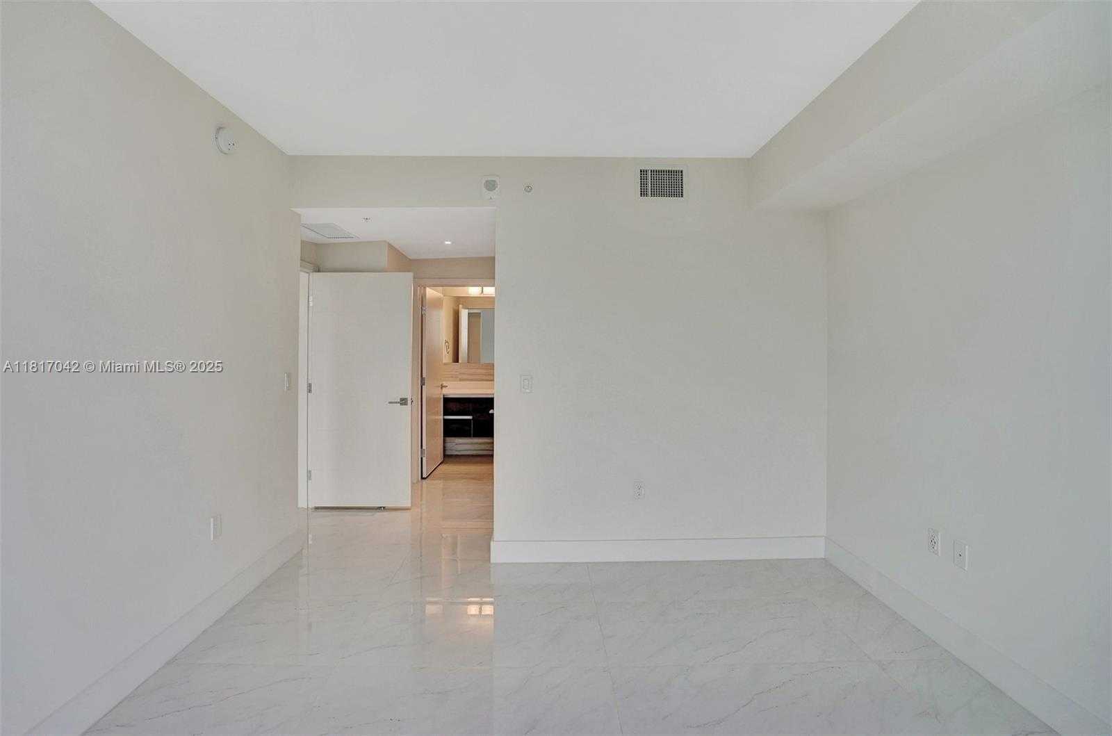Small Image of 301 ALTARA AVE #835, Coral Gables Number 23