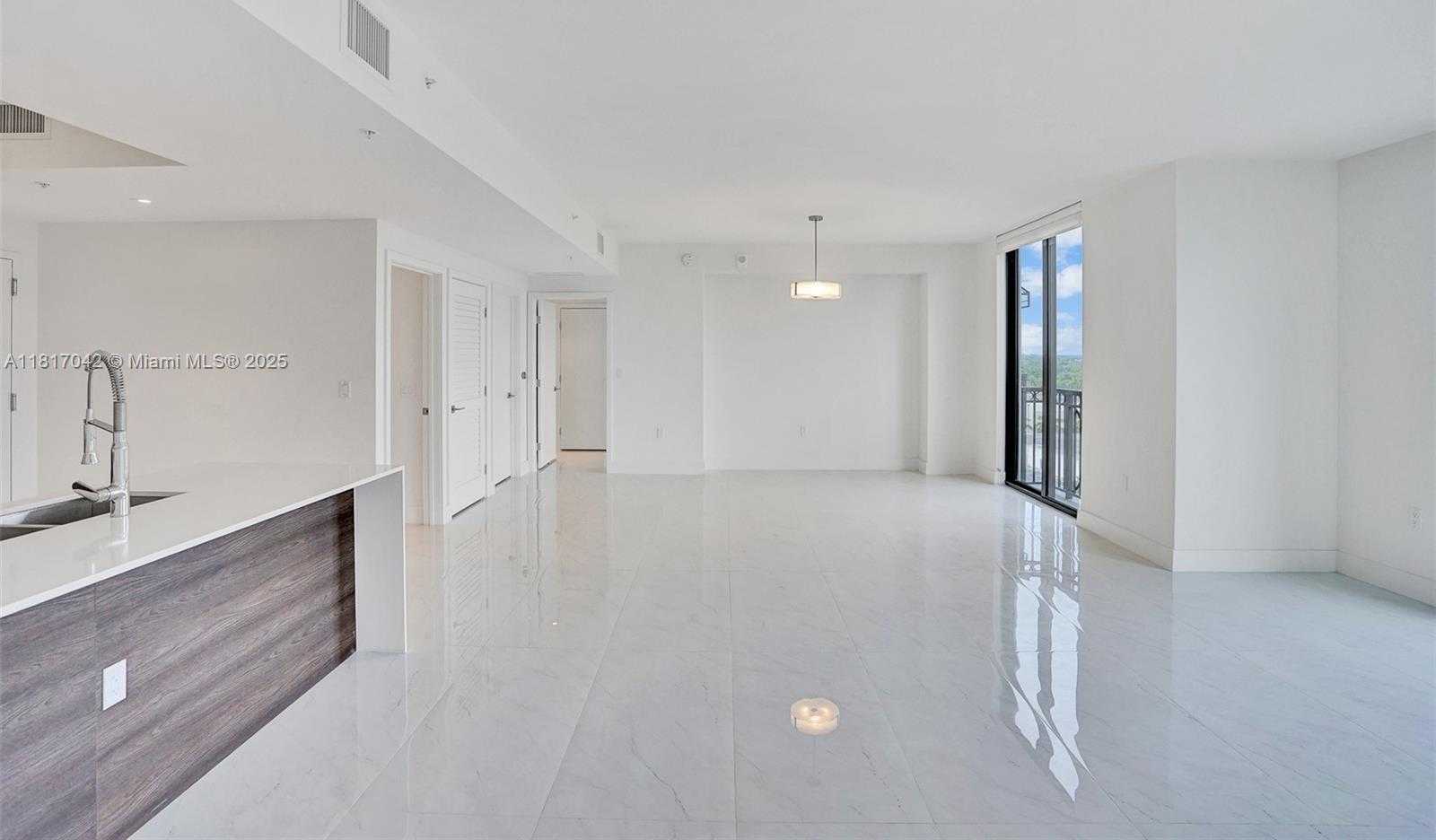 Small Image of 301 ALTARA AVE #835, Coral Gables Number 6