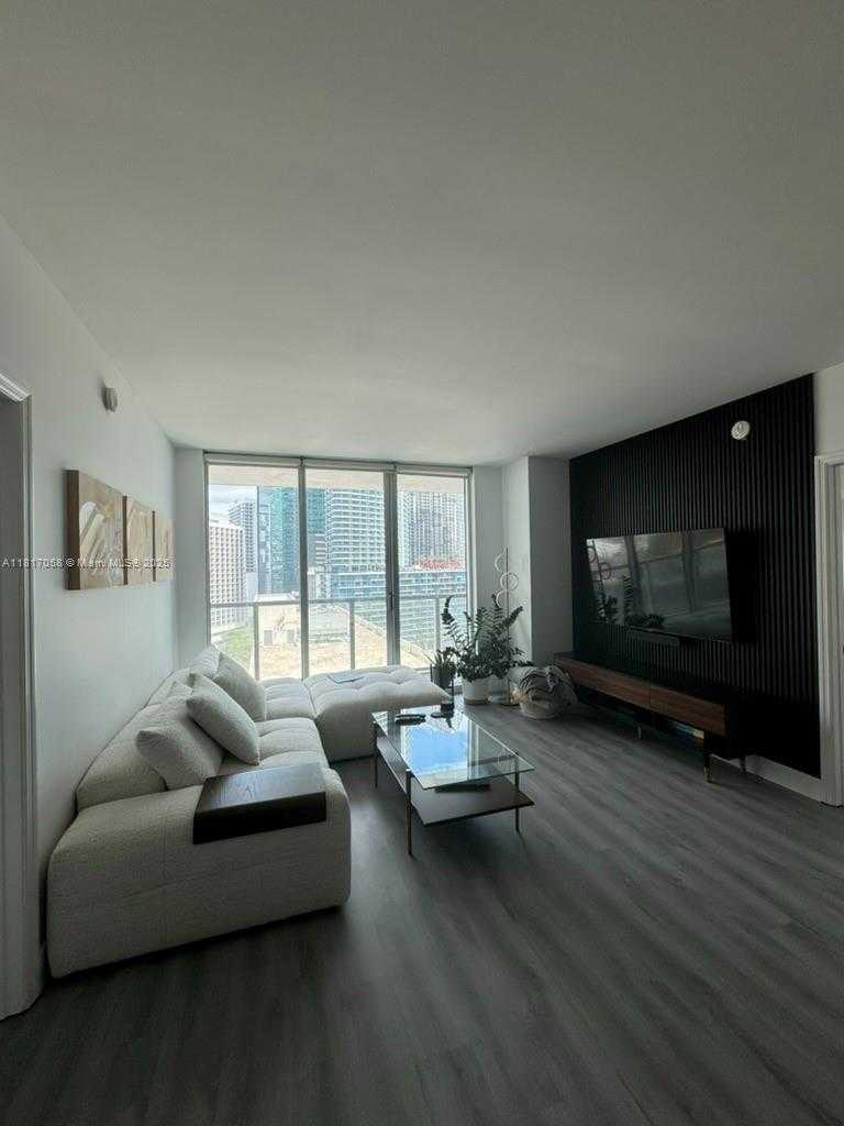 Small Image of 500 BRICKELL AVE #1705, Miami Number 9