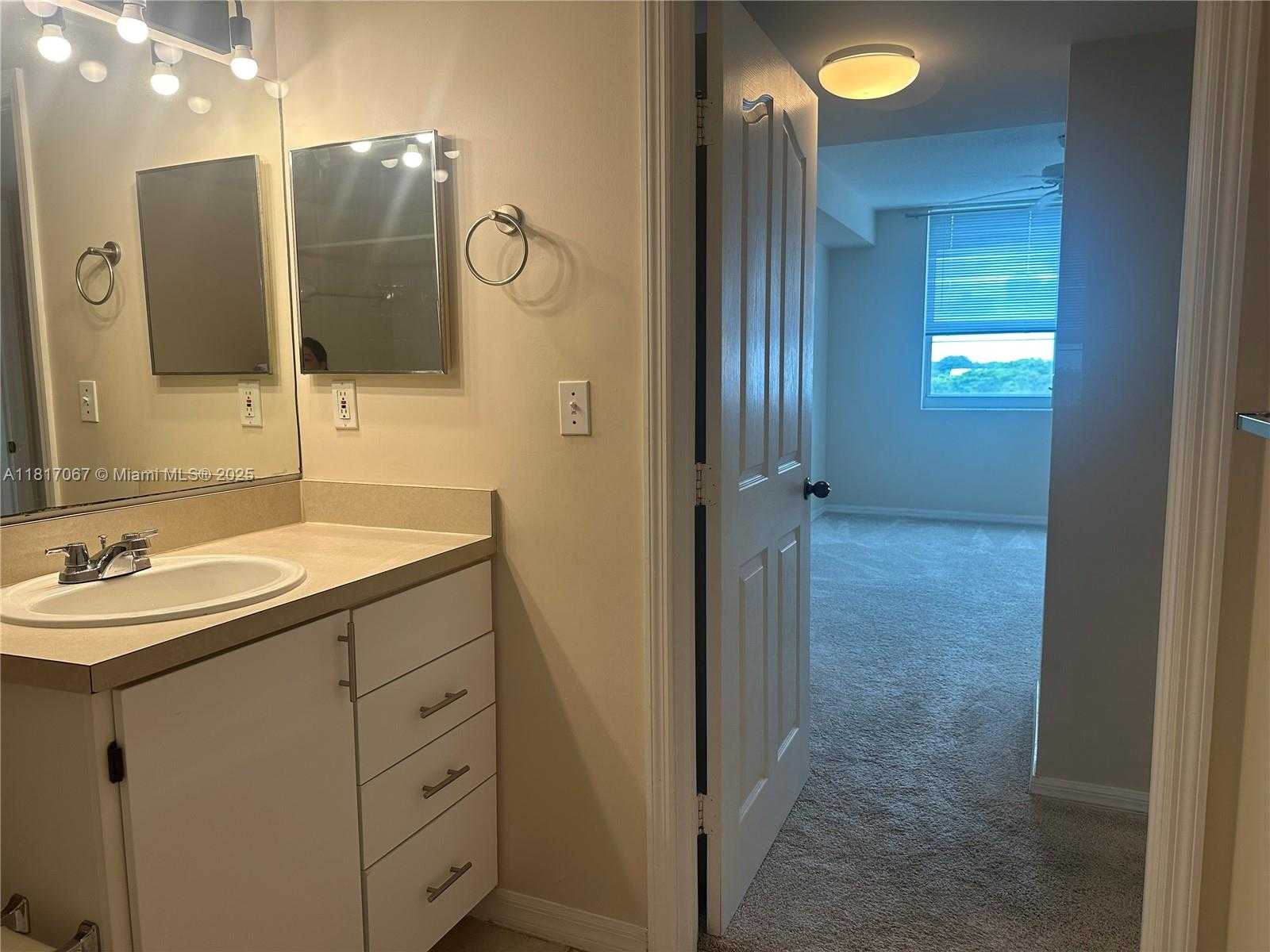Small Image of 2665 SOUTH WEST 37TH AVE #602, Miami Number 13