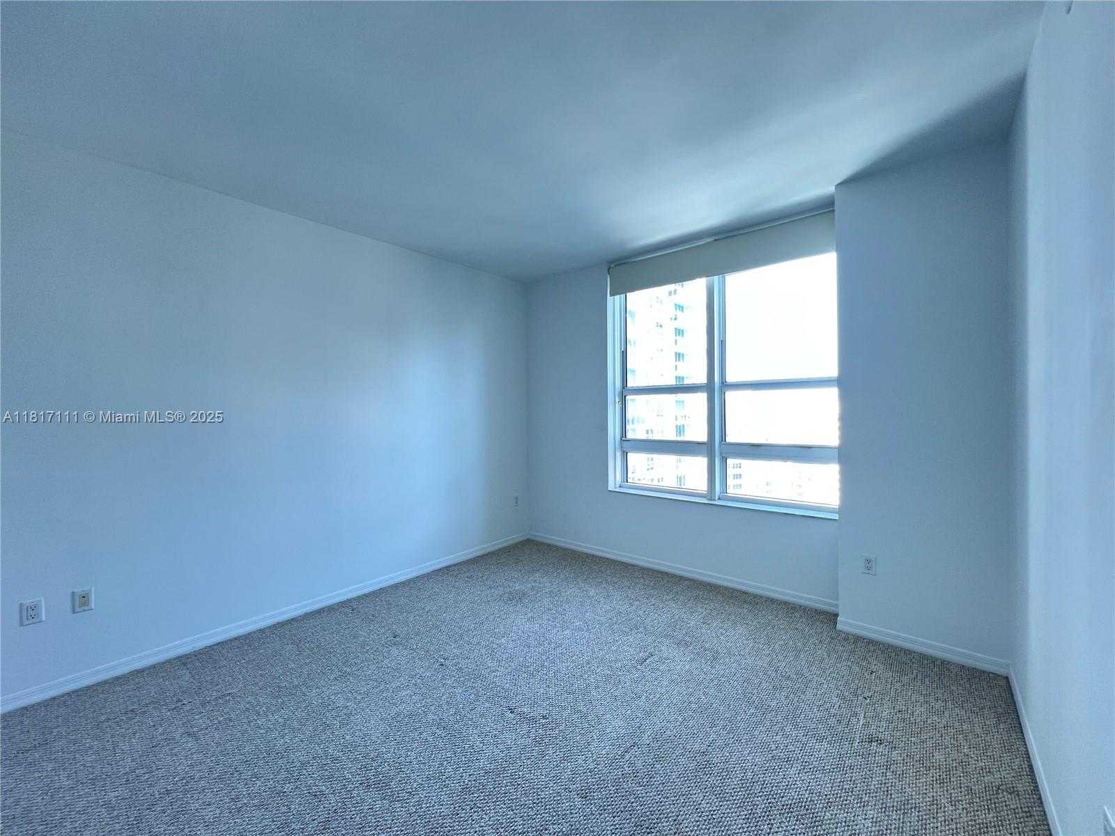 Small Image of 951 BRICKELL AVE #1902, Miami Number 9