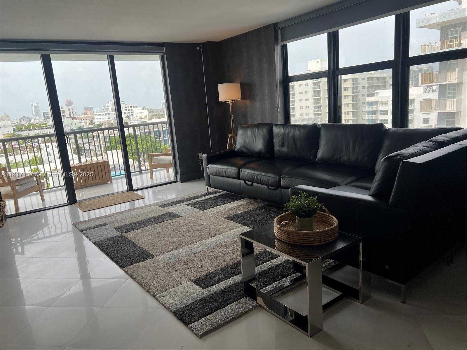 Small Image of 1800 COLLINS AVE #9D, Miami Beach Number 2