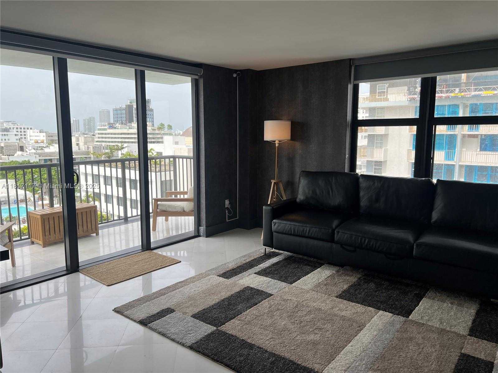 Small Image of 1800 COLLINS AVE #9D, Miami Beach Number 3