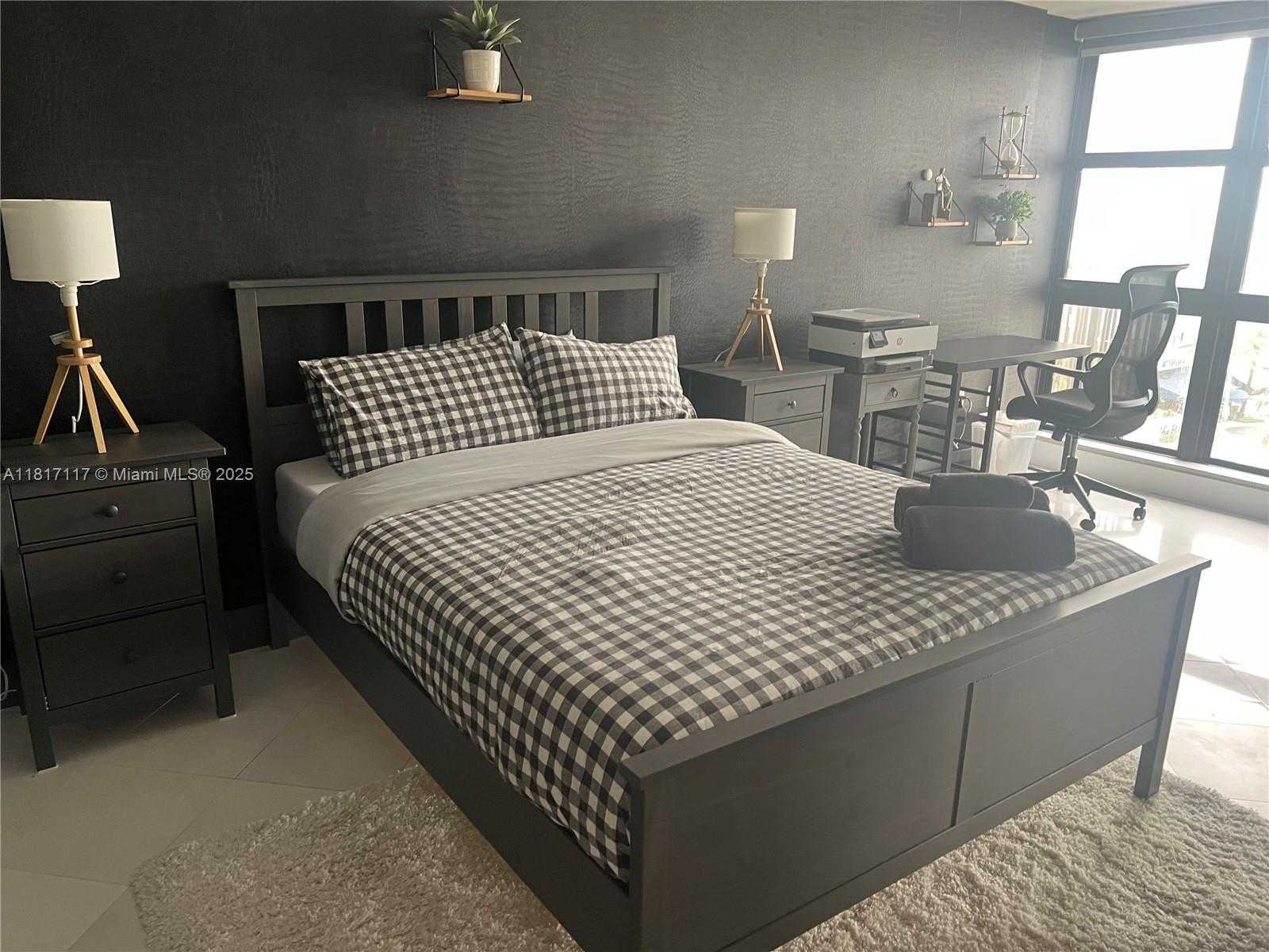 Small Image of 1800 COLLINS AVE #9D, Miami Beach Number 9