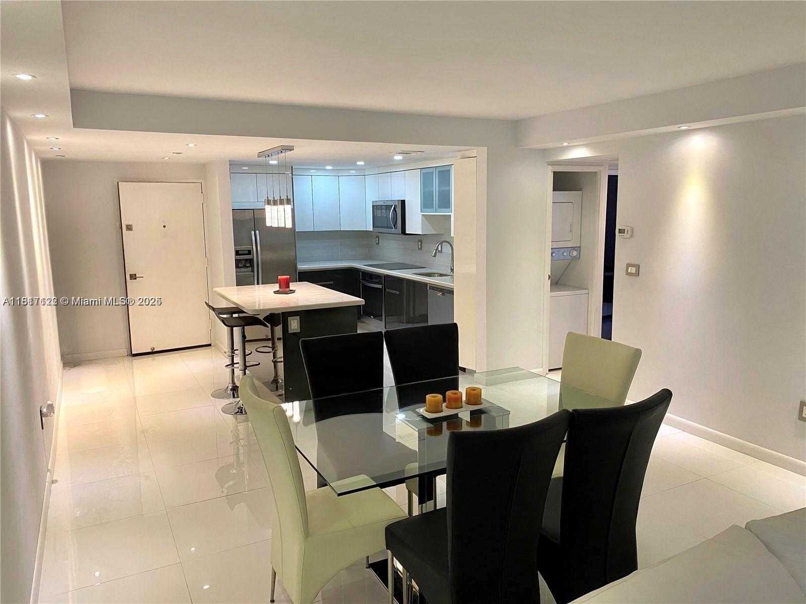 Small Image of 3731 NORTH COUNTRY CLUB DR #623, Aventura Number 26