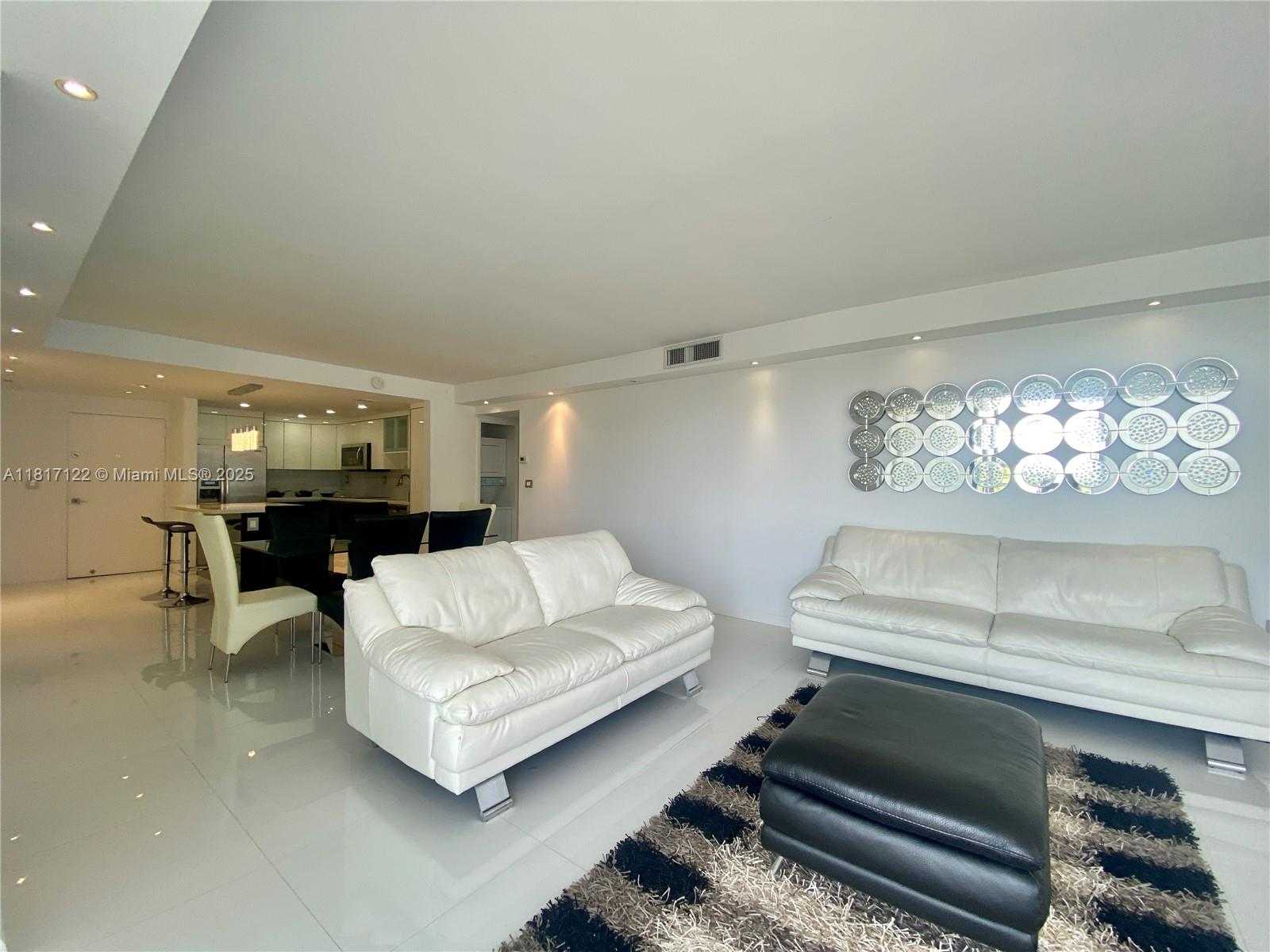 Small Image of 3731 NORTH COUNTRY CLUB DR #623, Aventura Number 3