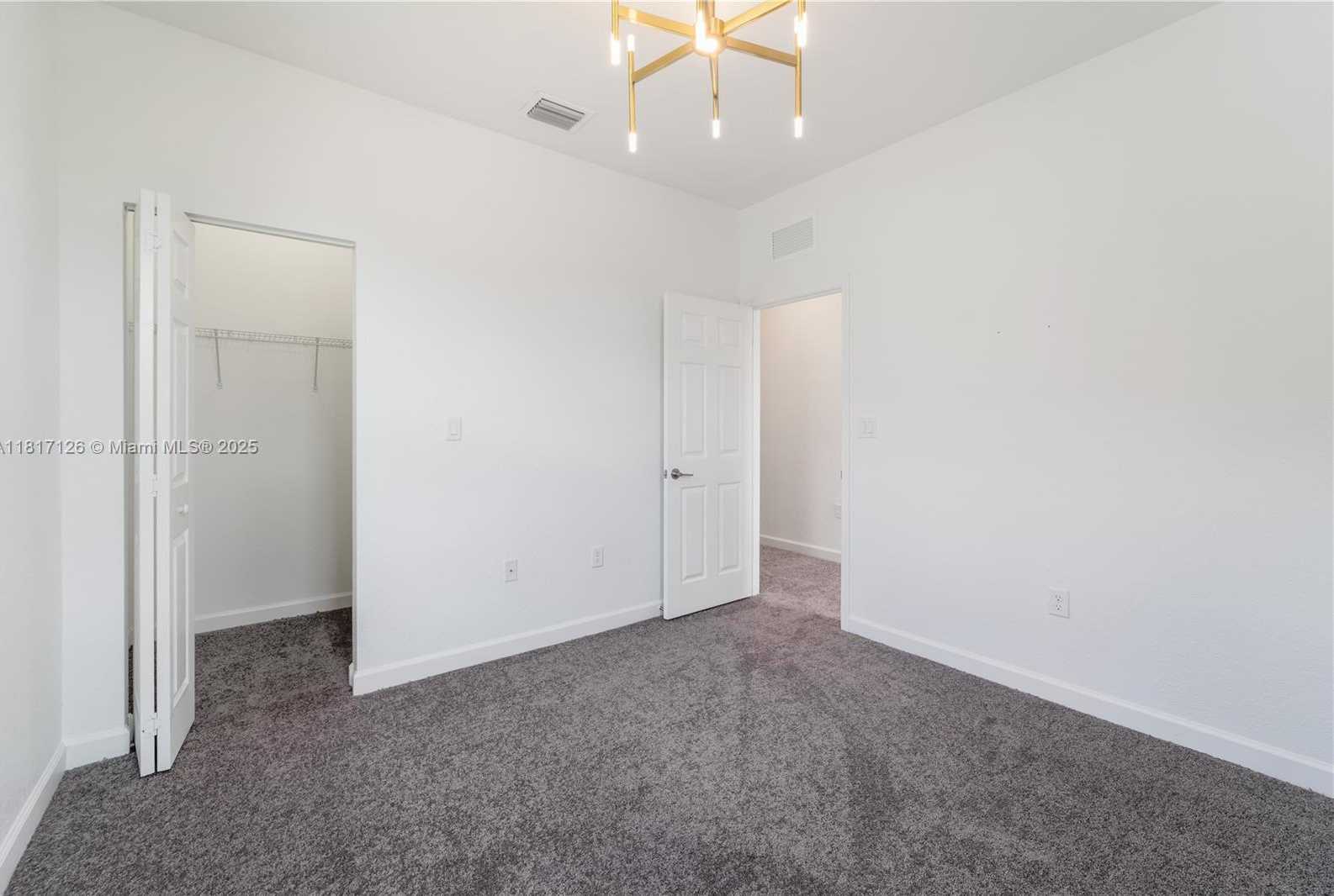 Small Image of 22938 SOUTH WEST 128TH PL, Miami Number 17