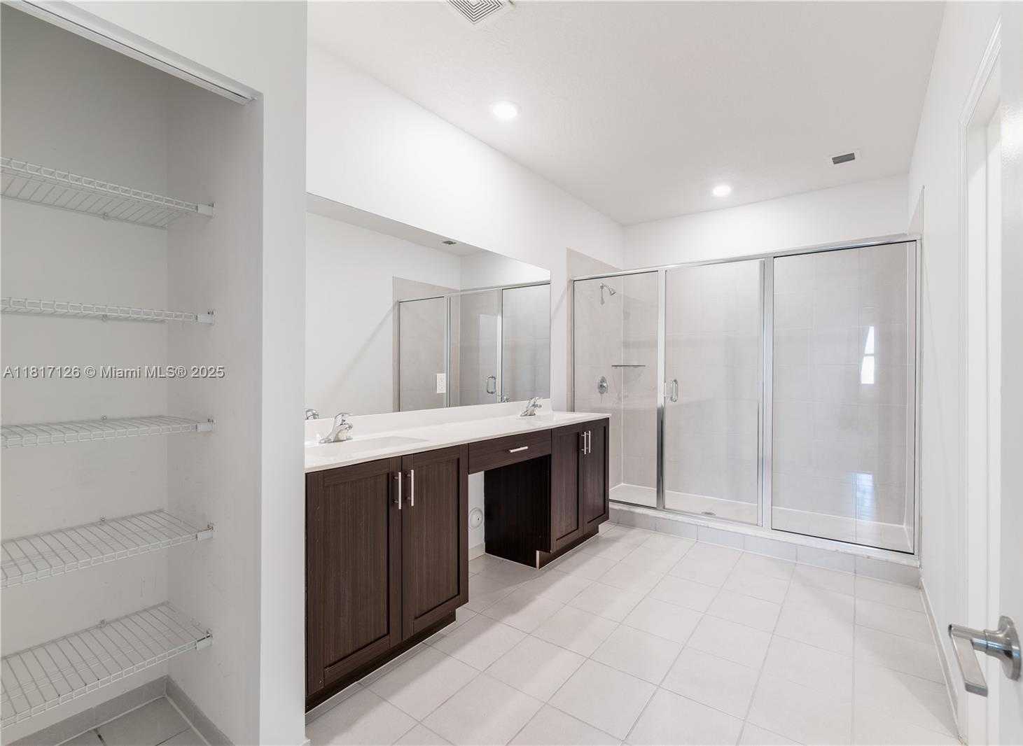 Small Image of 22938 SOUTH WEST 128TH PL, Miami Number 19