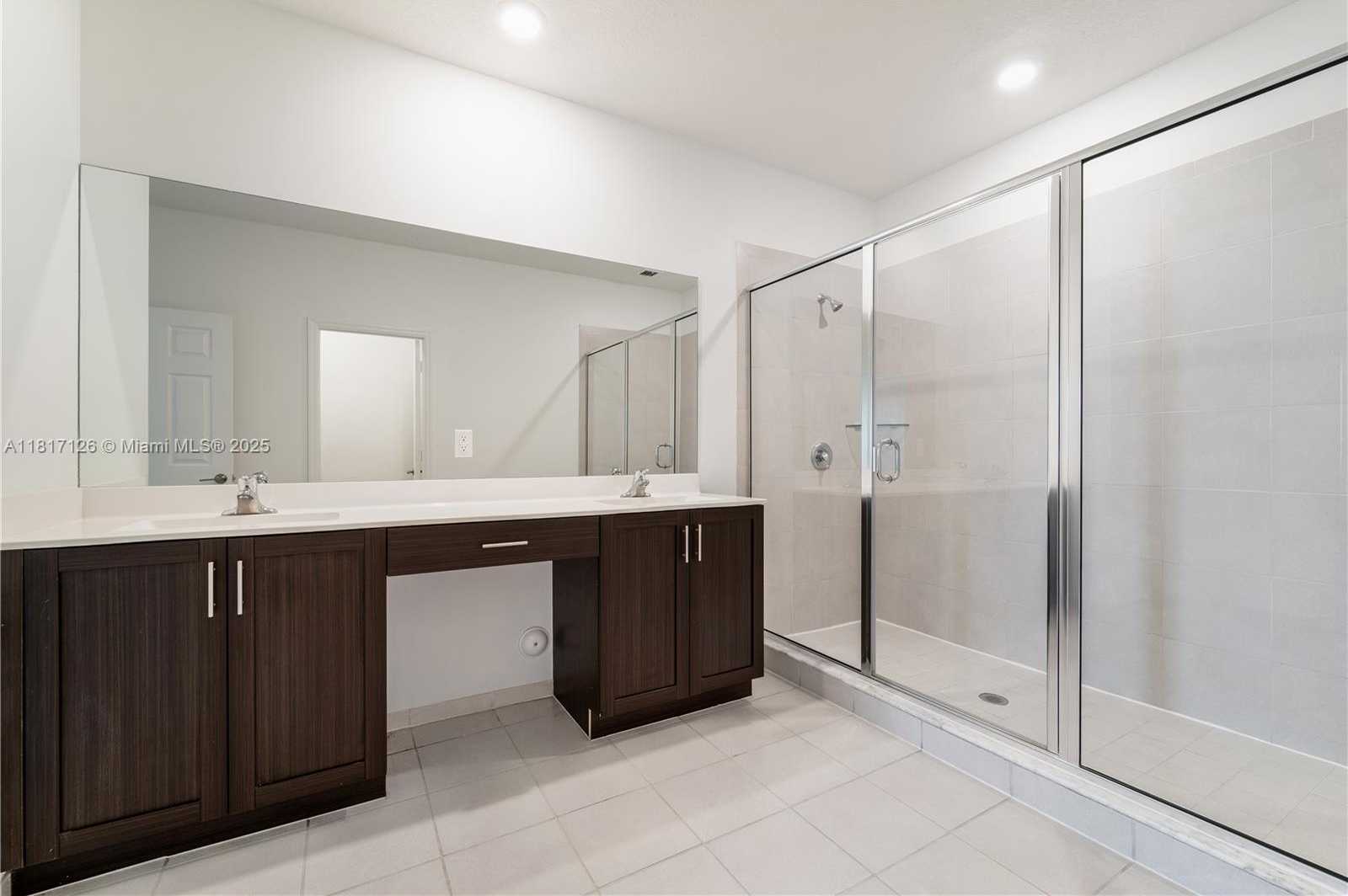 Small Image of 22938 SOUTH WEST 128TH PL, Miami Number 21