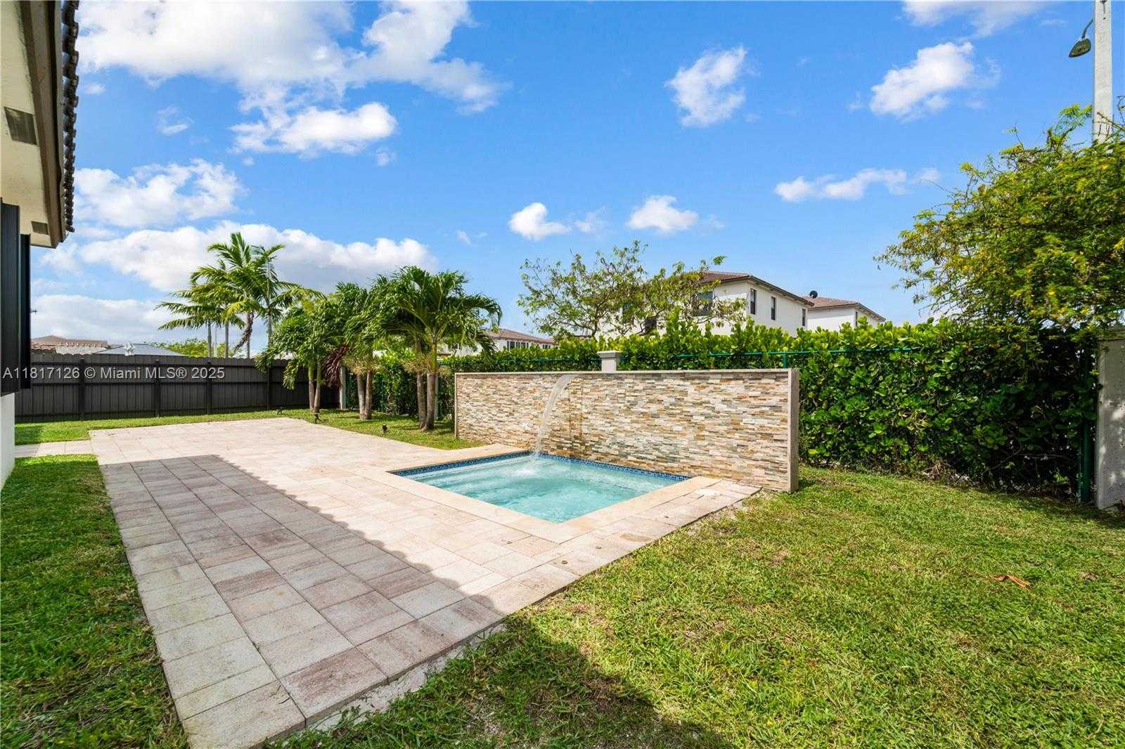 Small Image of 22938 SOUTH WEST 128TH PL, Miami Number 3