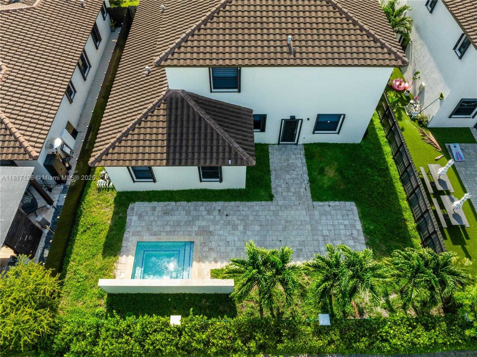 Small Image of 22938 SOUTH WEST 128TH PL, Miami Number 34