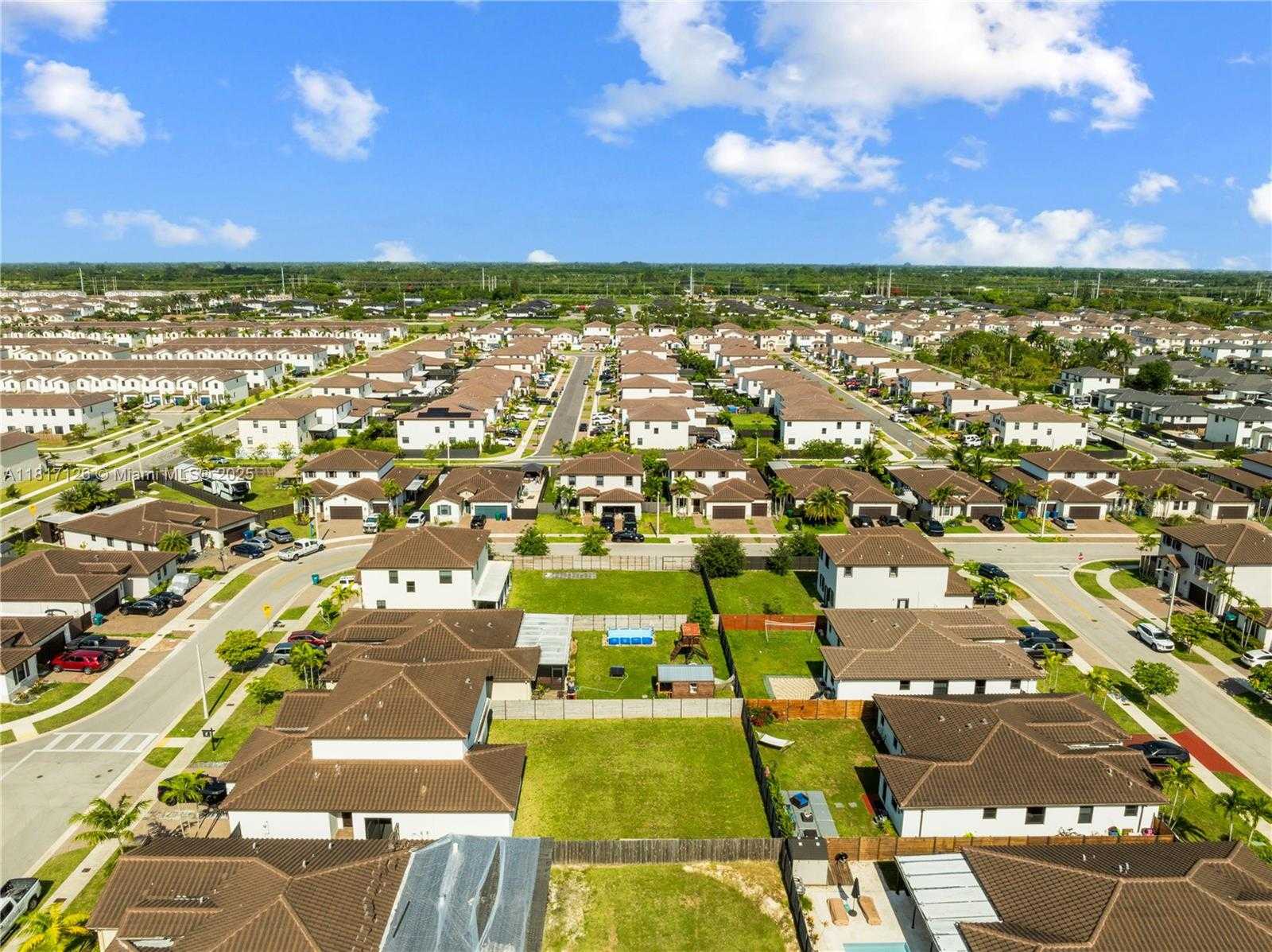 Small Image of 22938 SOUTH WEST 128TH PL, Miami Number 39
