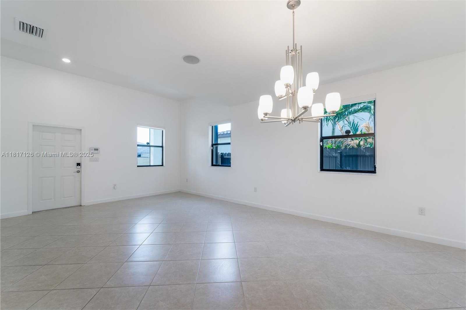 Small Image of 22938 SOUTH WEST 128TH PL, Miami Number 7