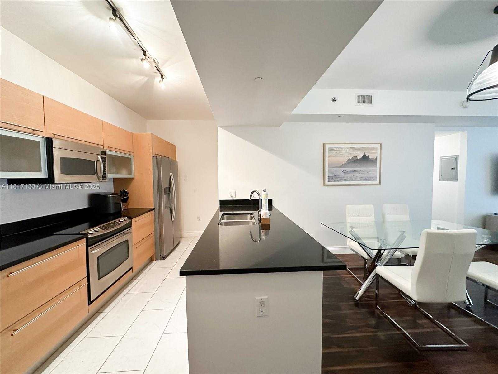 Small Image of 951 BRICKELL AVE #601, Miami Number 10