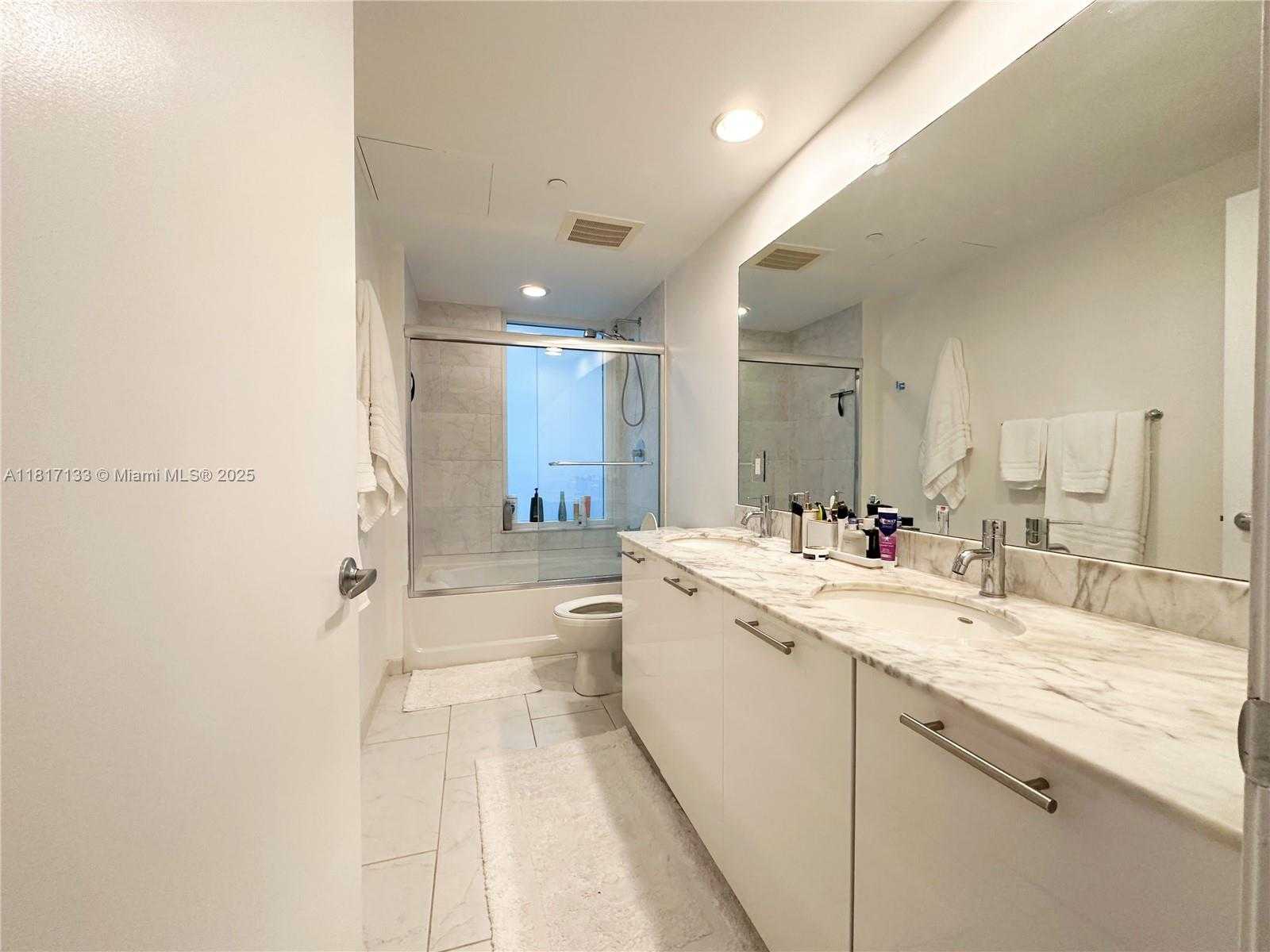Small Image of 951 BRICKELL AVE #601, Miami Number 11