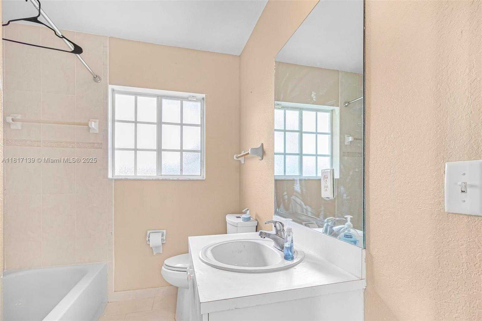 Small Image of 21403 SOUTH WEST 89TH PL, Cutler Bay Number 11