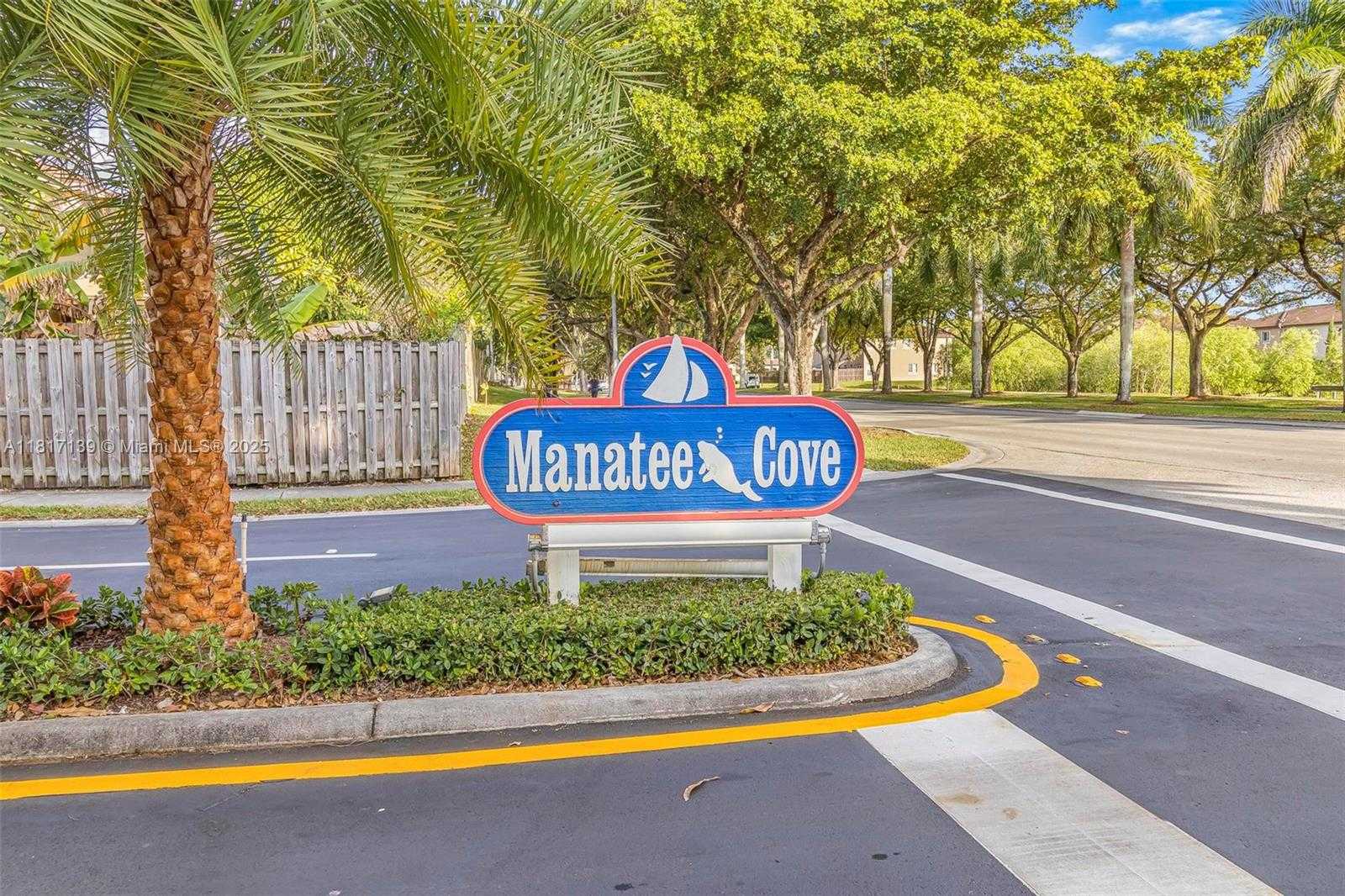 Small Image of 21403 SOUTH WEST 89TH PL, Cutler Bay Number 23