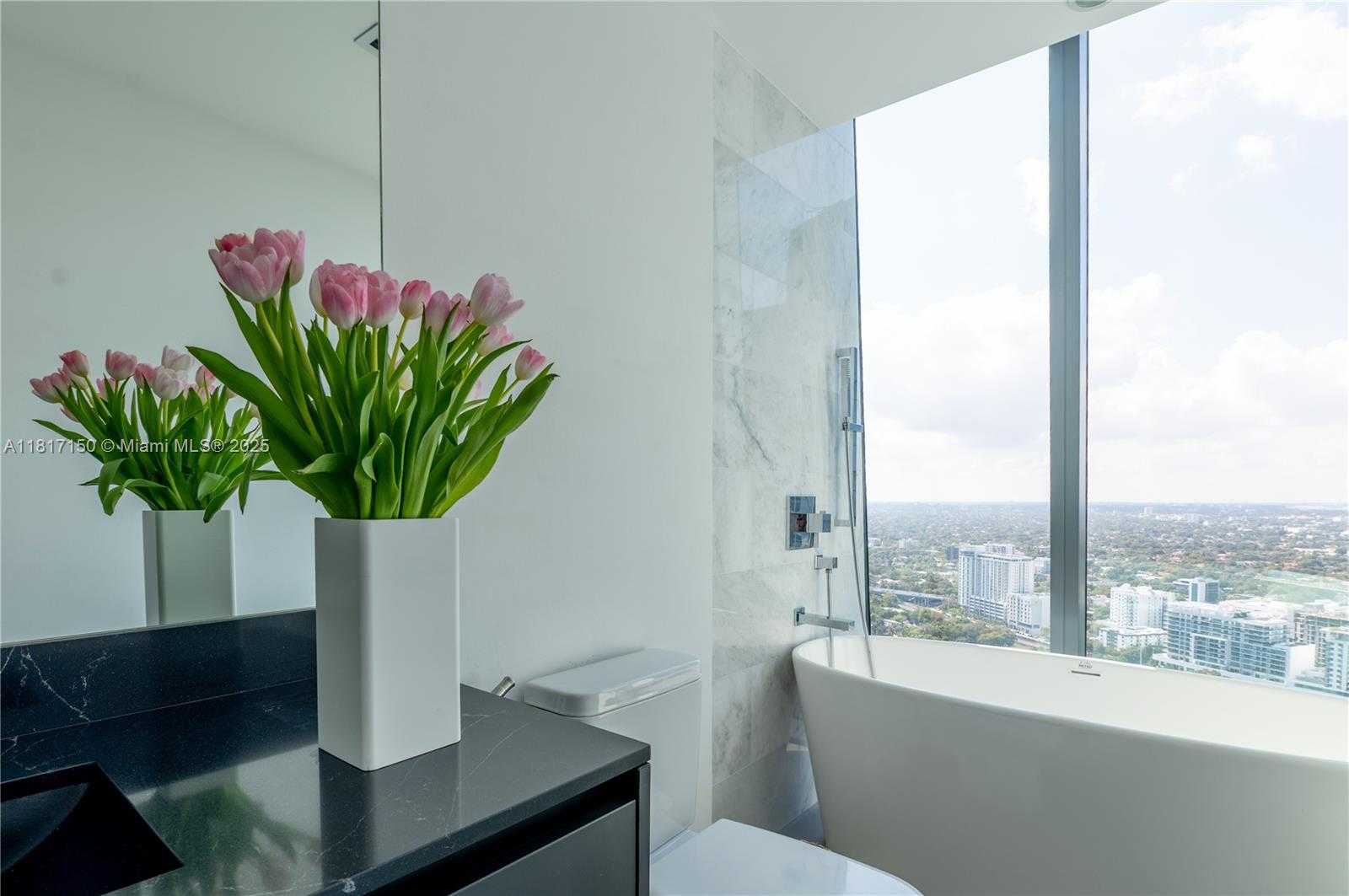 Small Image of 1451 BRICKELL AVE #3903, Miami Number 26