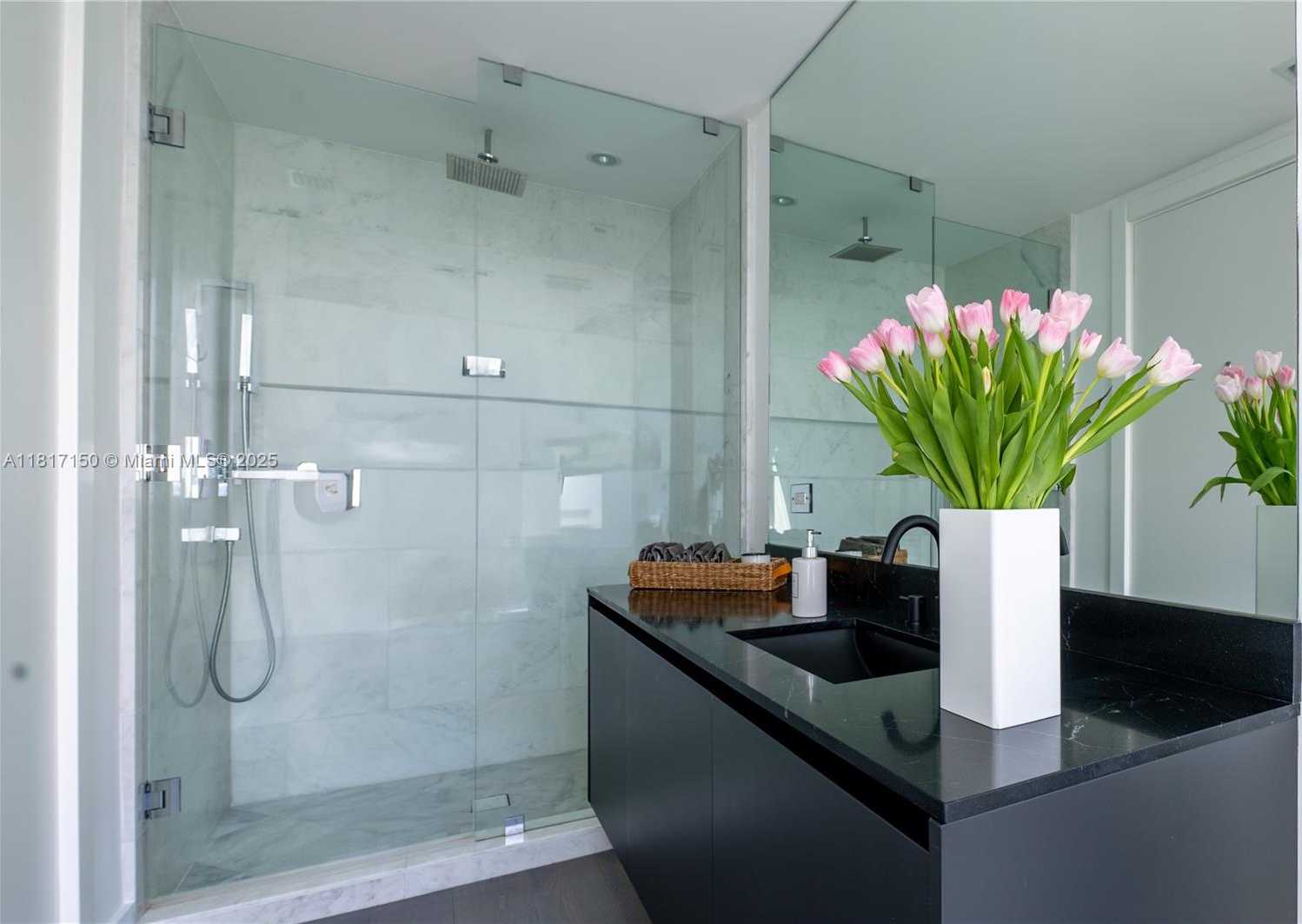 Small Image of 1451 BRICKELL AVE #3903, Miami Number 27