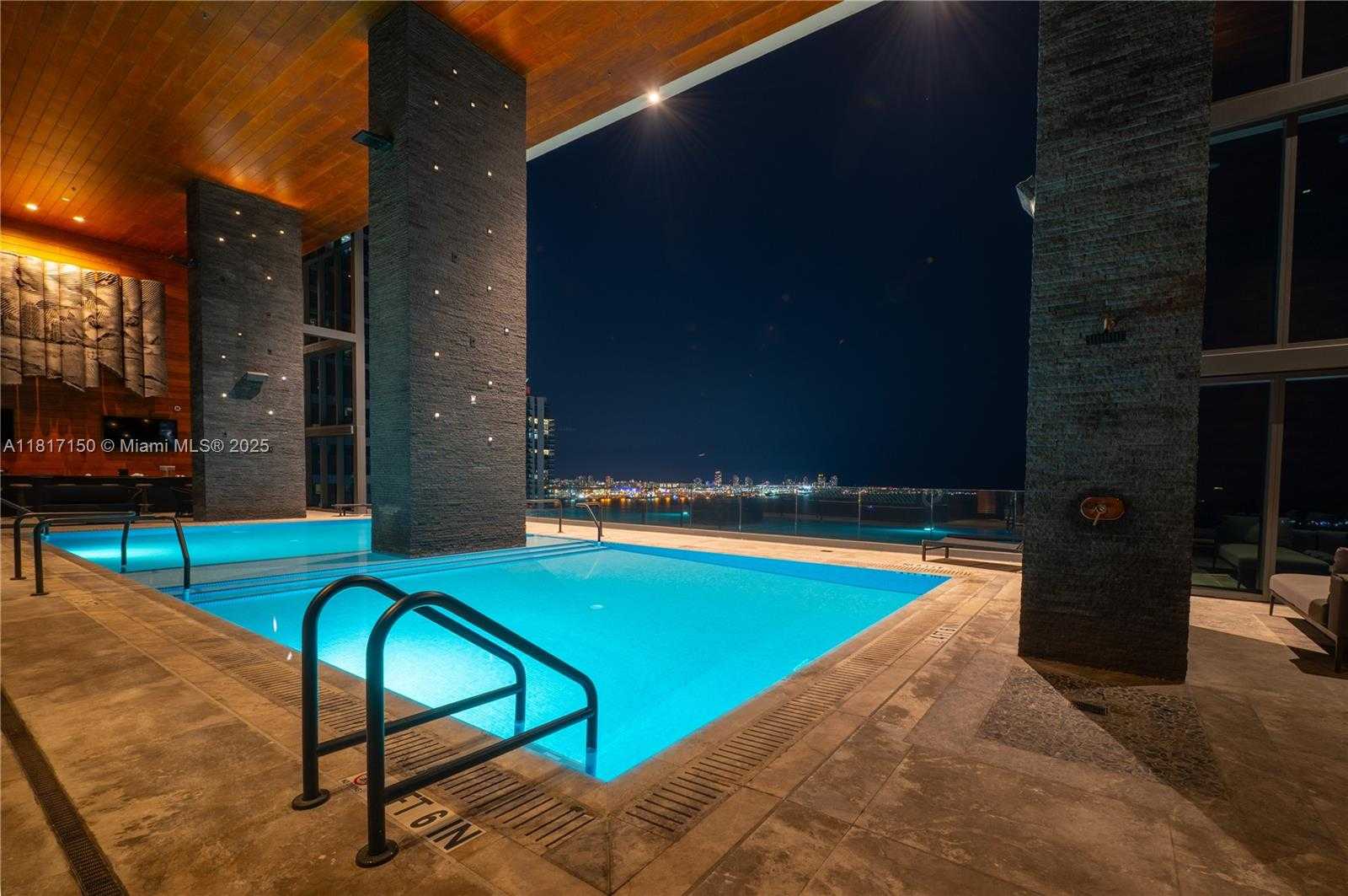 Small Image of 1451 BRICKELL AVE #3903, Miami Number 38