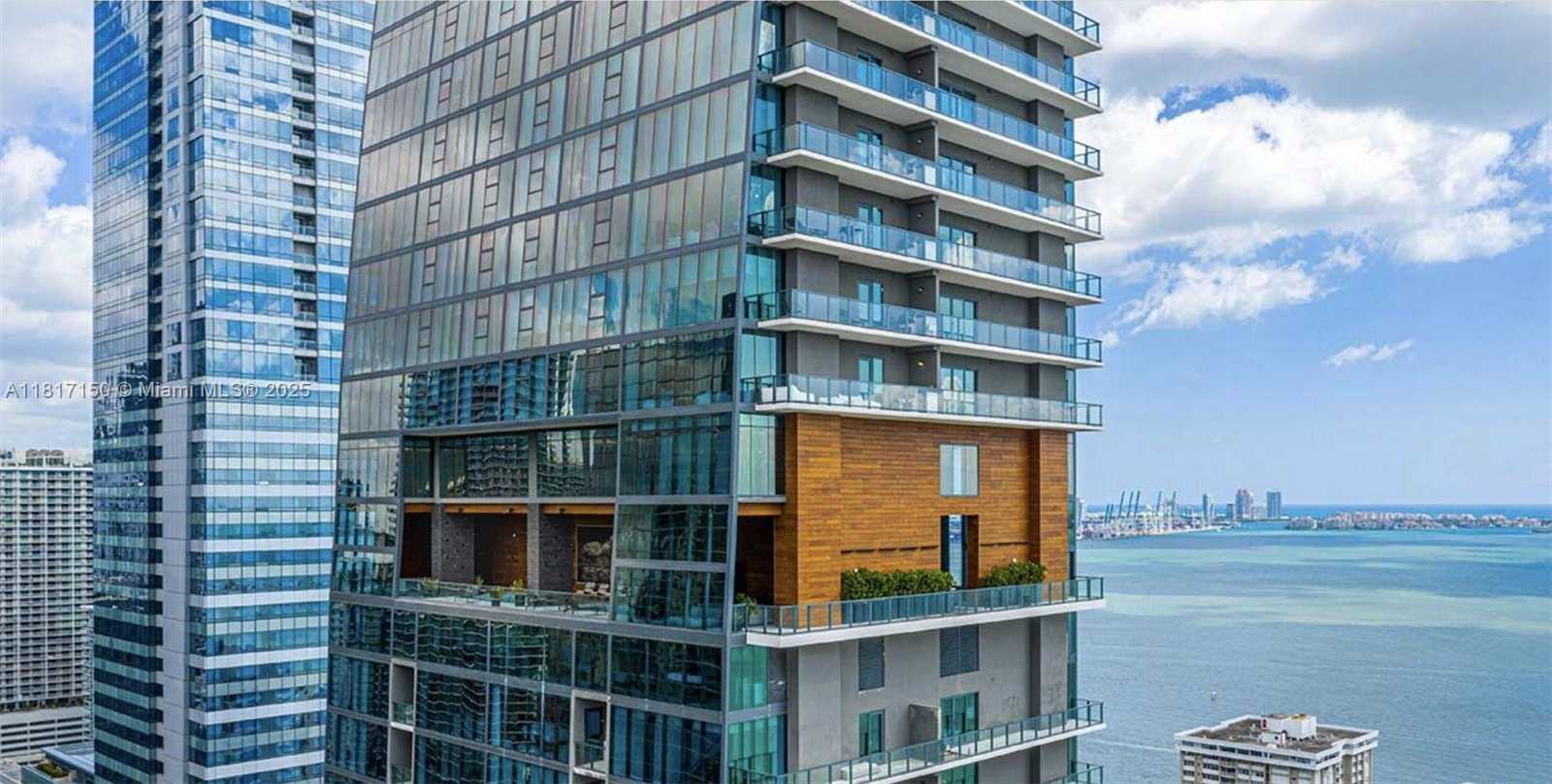 Small Image of 1451 BRICKELL AVE #3903, Miami Number 44